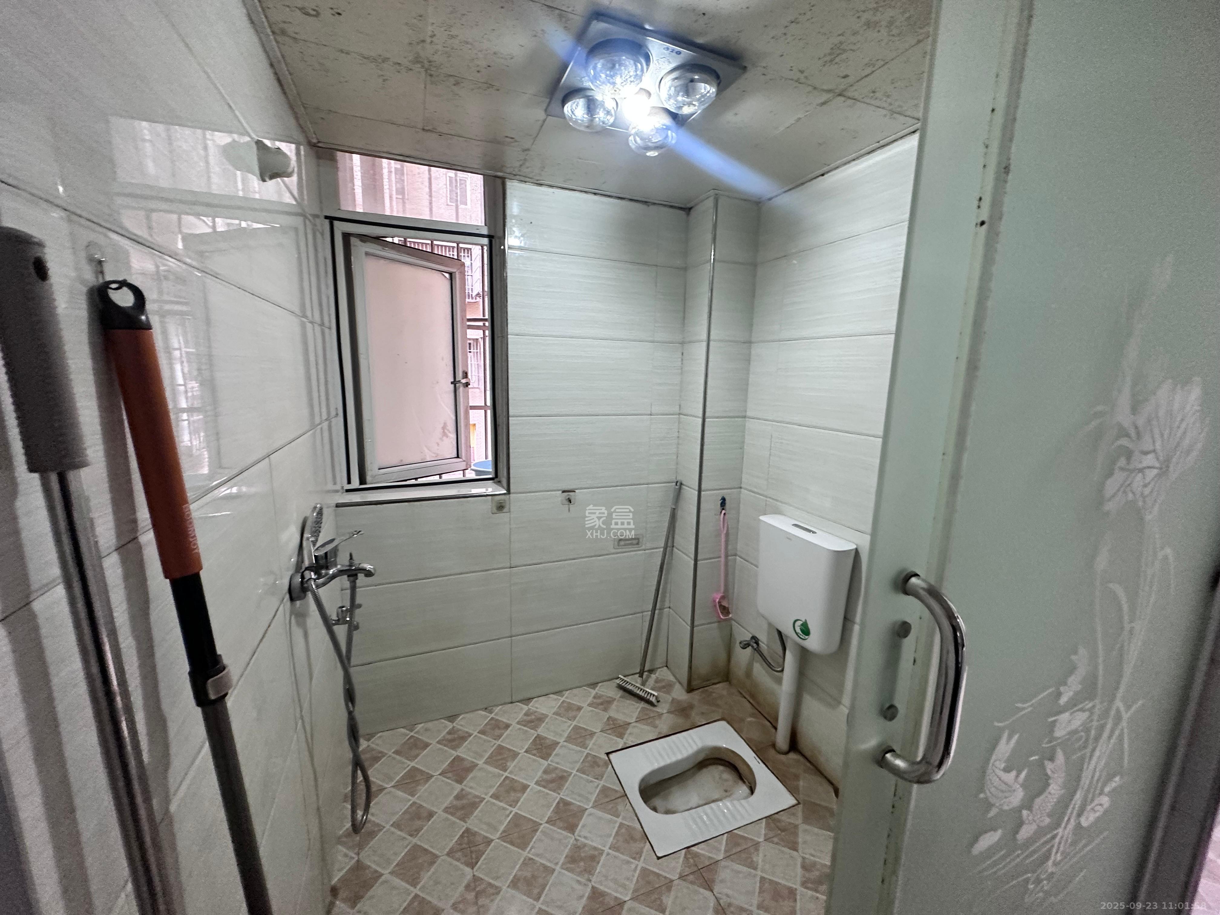 谷山乐园二期 2室2厅1卫 1900.0元/月 谷山乐园二期 2室2厅1卫 1900.0元/月室内图