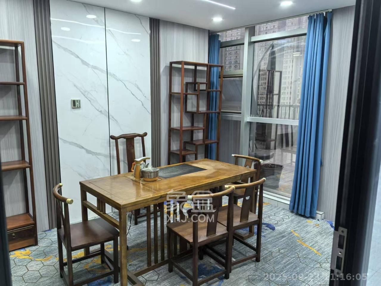 中隆国际大厦   247.45㎡      15000.0元/月室内图