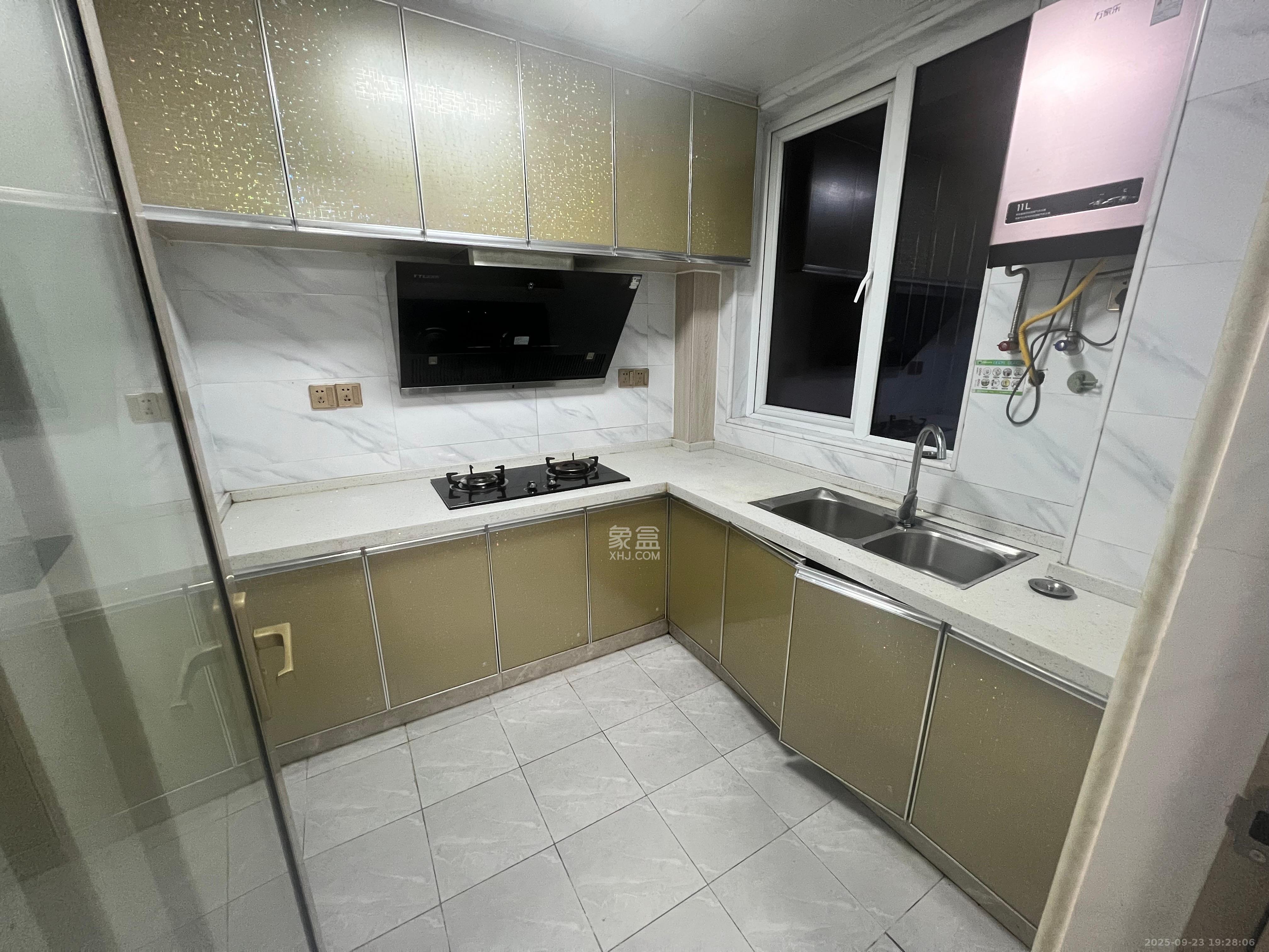 朝正美苑  2室1厅1卫    2000.0元/月室内图