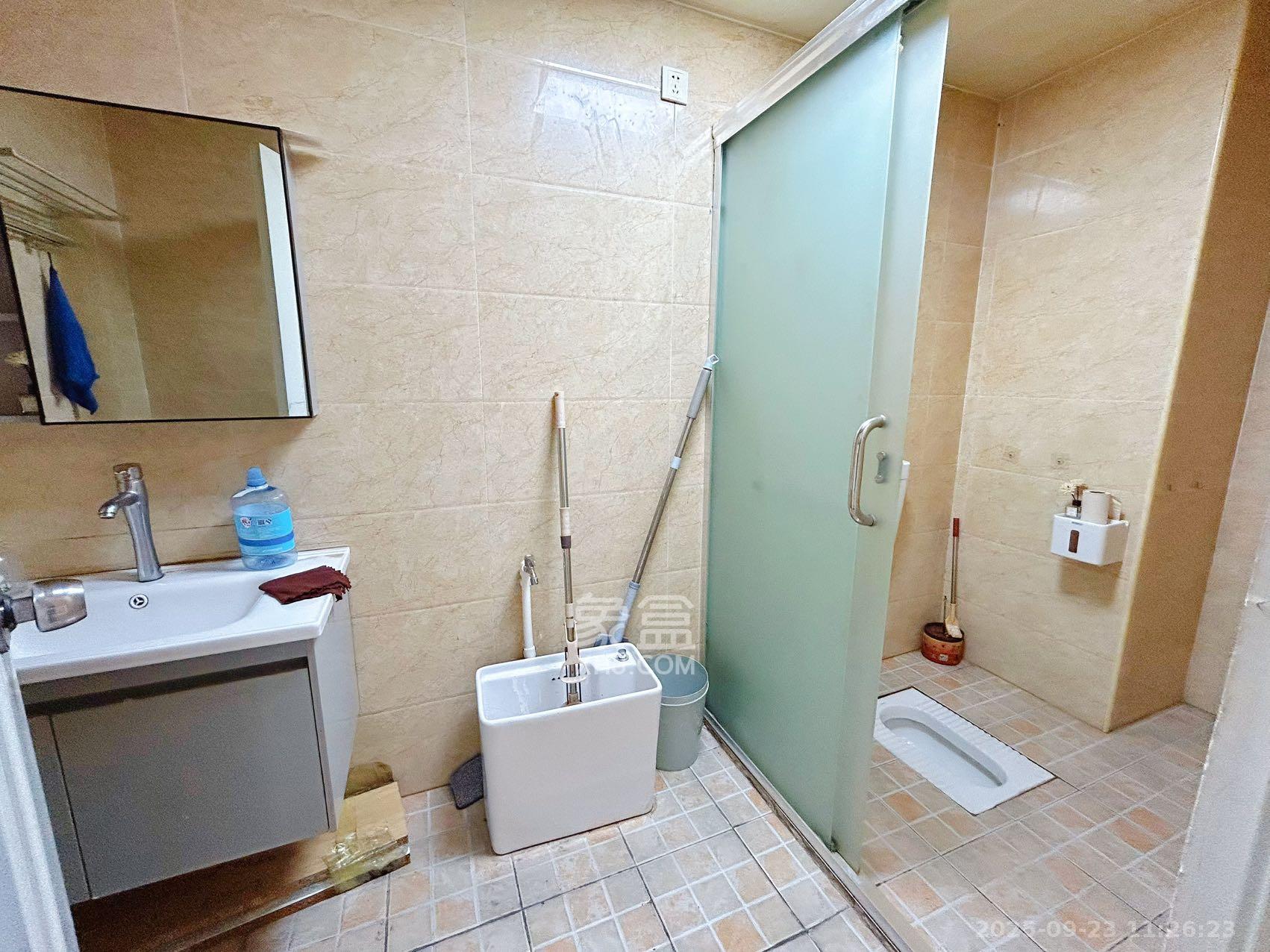 北辰三角洲B1E1区 1室1厅1卫 5000.0元/月 北辰三角洲B1E1区 1室1厅1卫 5000.0元/月室内图