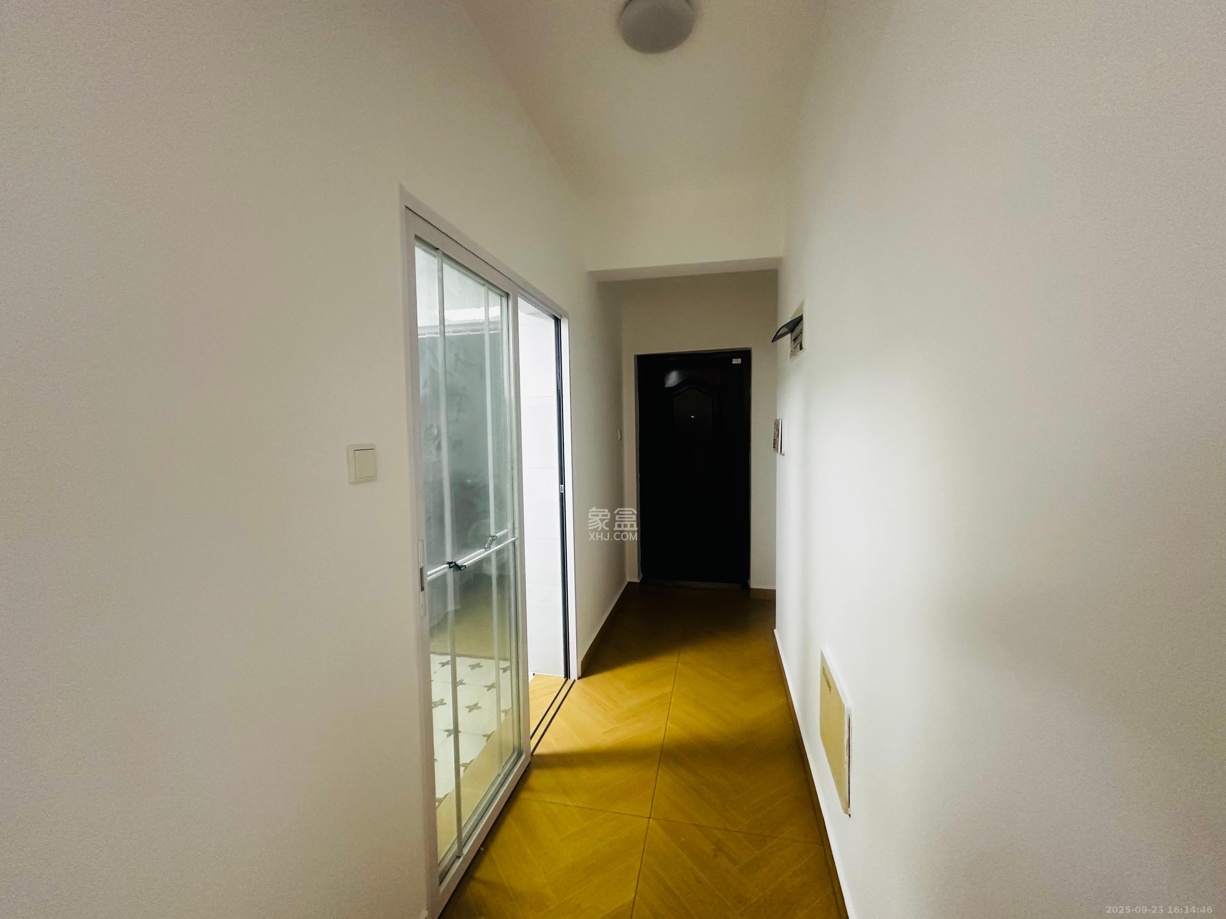 钱隆首府(福晟御园)  3室1厅1卫    2800.0元/月室内图