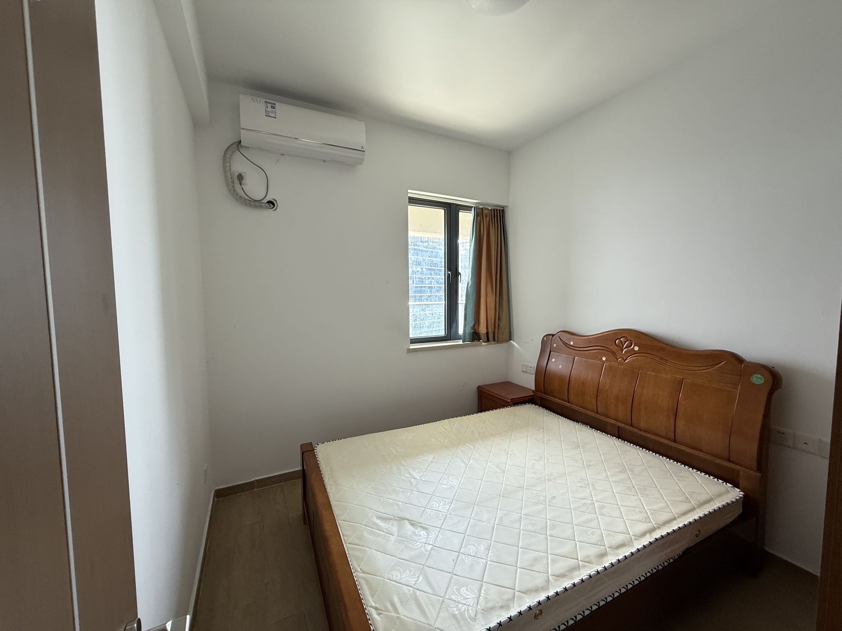 保利中央海岸四期(淳境、淳域) 4室2厅2卫 4000.0元/月 保利中央海岸四期(淳境、淳域) 4室2厅2卫 4000.0元/月室内图