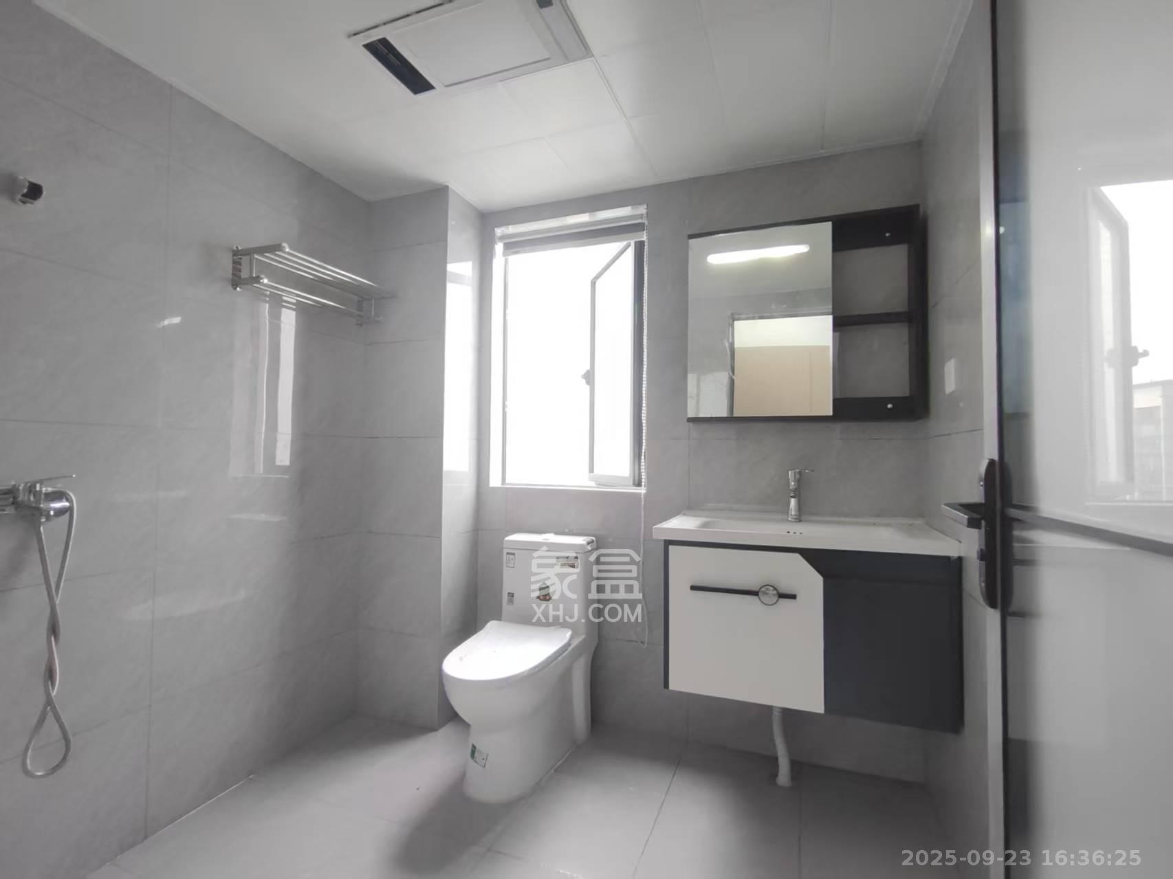 汉唐翰林府  4室2厅2卫    3800.0元/月 汉唐翰林府  4室2厅2卫    3800.0元/月室内图