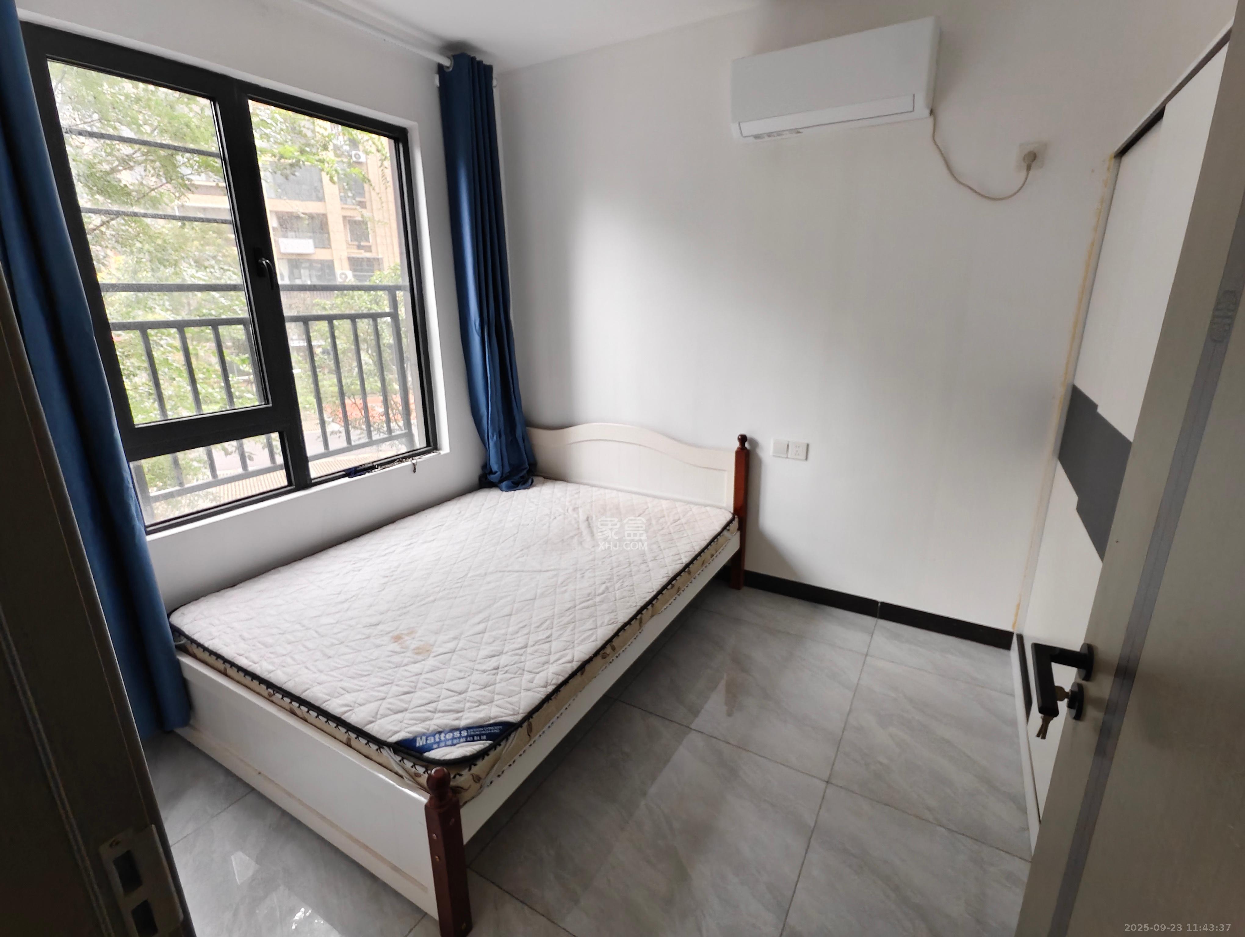 明发阅江悦府 4室2厅2卫 2500.0元/月 明发阅江悦府 4室2厅2卫 2500.0元/月室内图