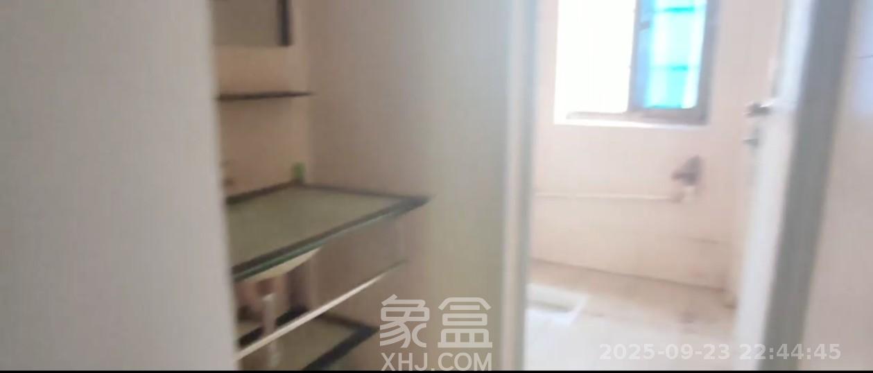 东南明苑  2室1厅1卫   2000.00元/月室内图