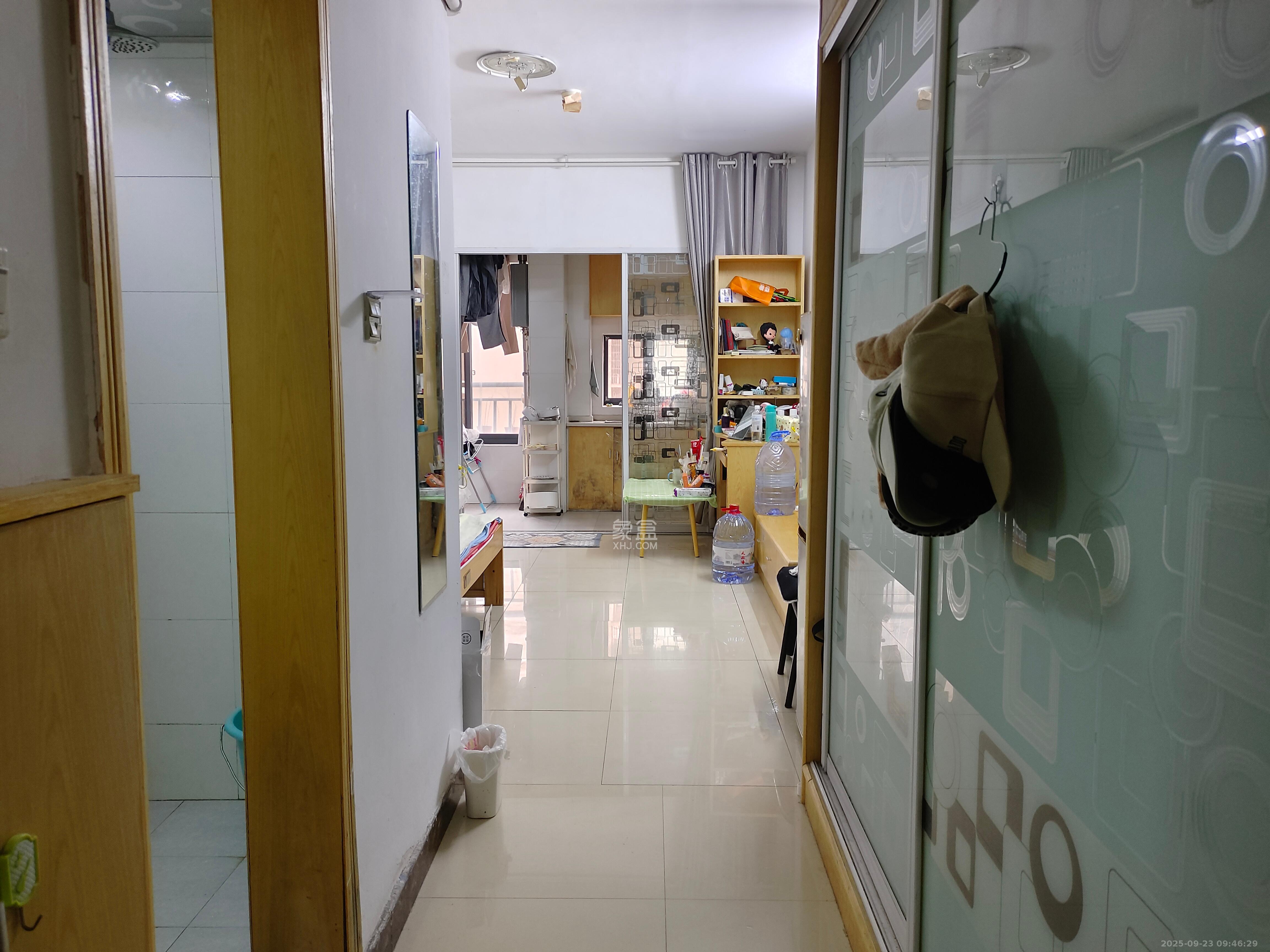 上峰苑（兰亭玥岛）  1室1厅1卫    1400.0元/月室内图