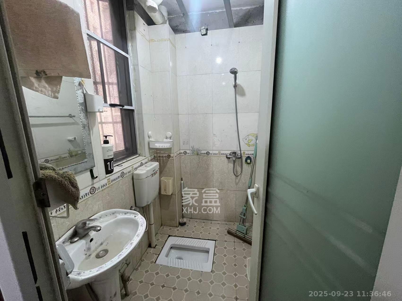 赤岗冲锻压机床厂安置房 2室1厅1卫 1700.0元/月 赤岗冲锻压机床厂安置房 2室1厅1卫 1700.0元/月室内图