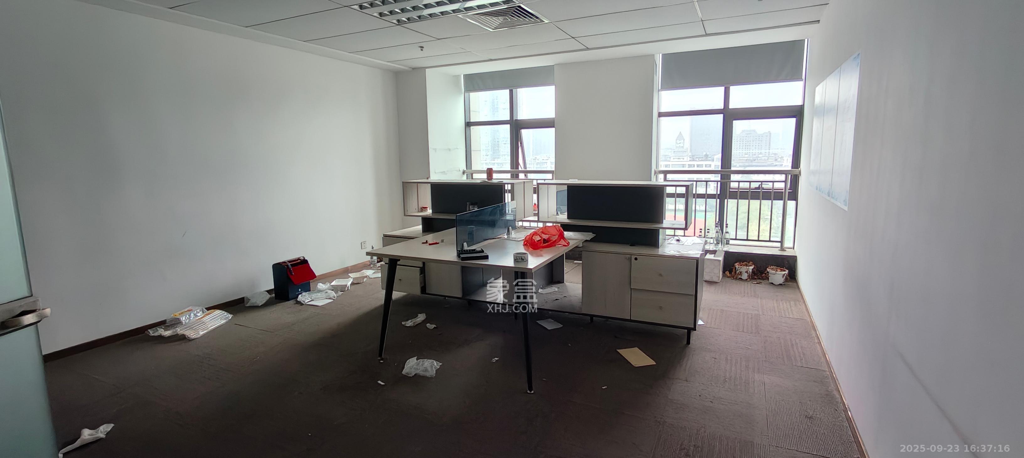 古汉国际广场   320.0㎡      14500.0元/月室内图