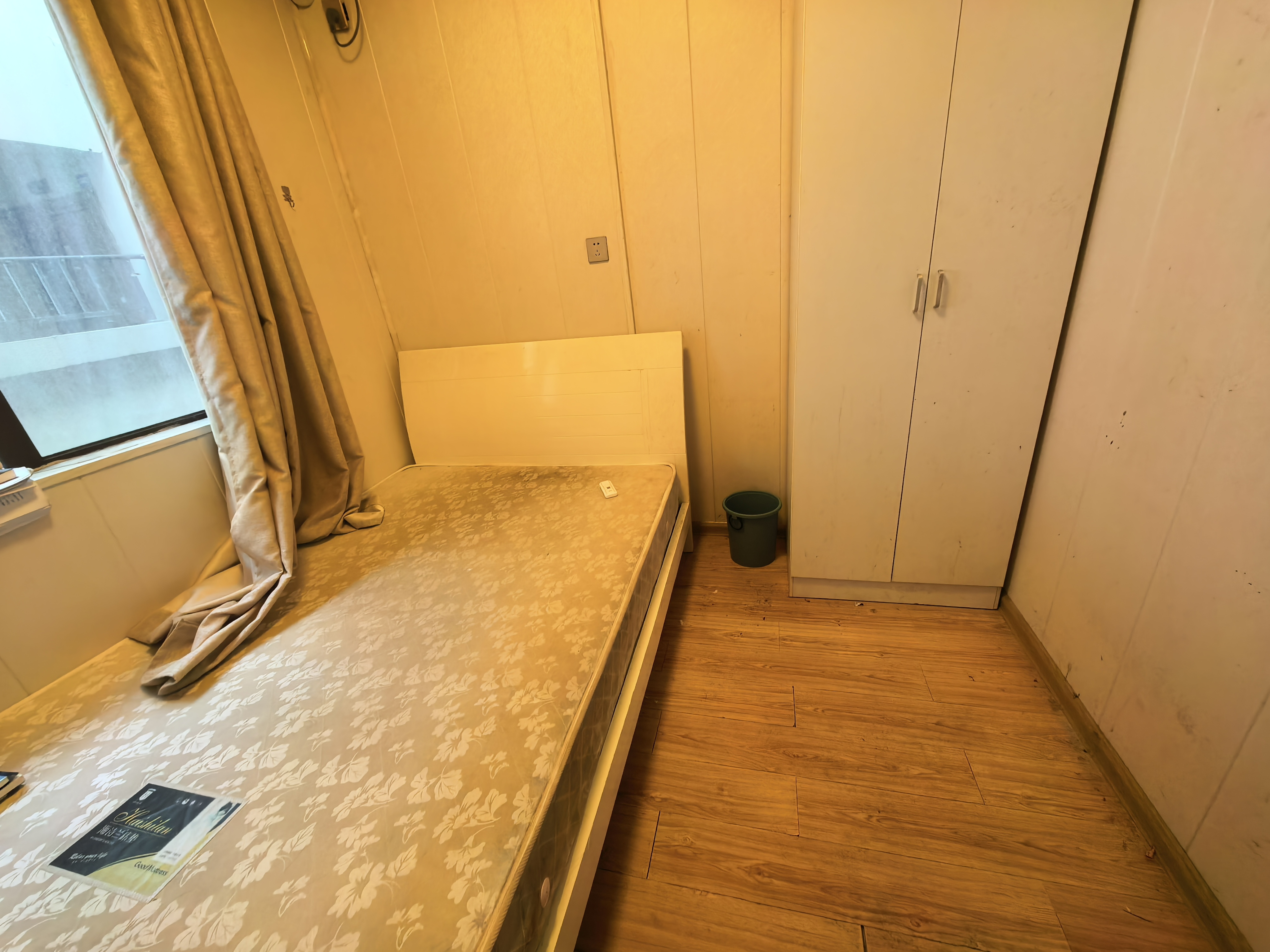 华润置地广场二期 3室2厅2卫 2000.0元/月 华润置地广场二期 3室2厅2卫 2000.0元/月户型图