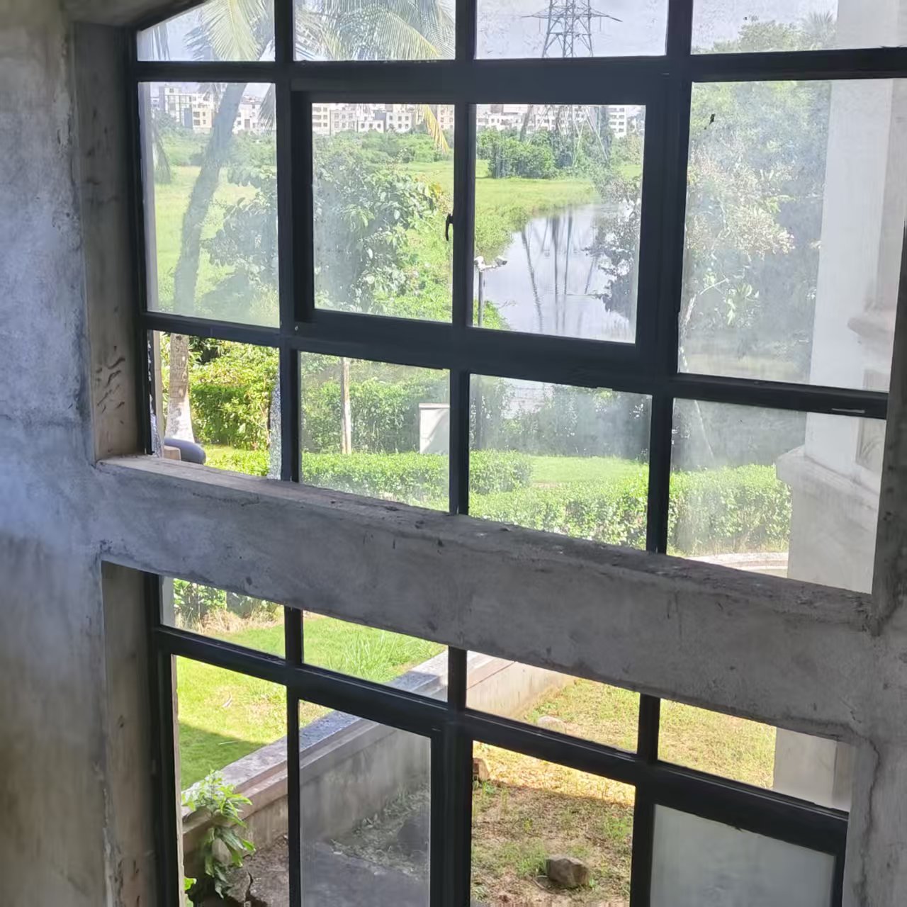 翡翠水城联排别墅 8室3厅4卫 790.0万 翡翠水城联排别墅 8室3厅4卫 790.0万客厅