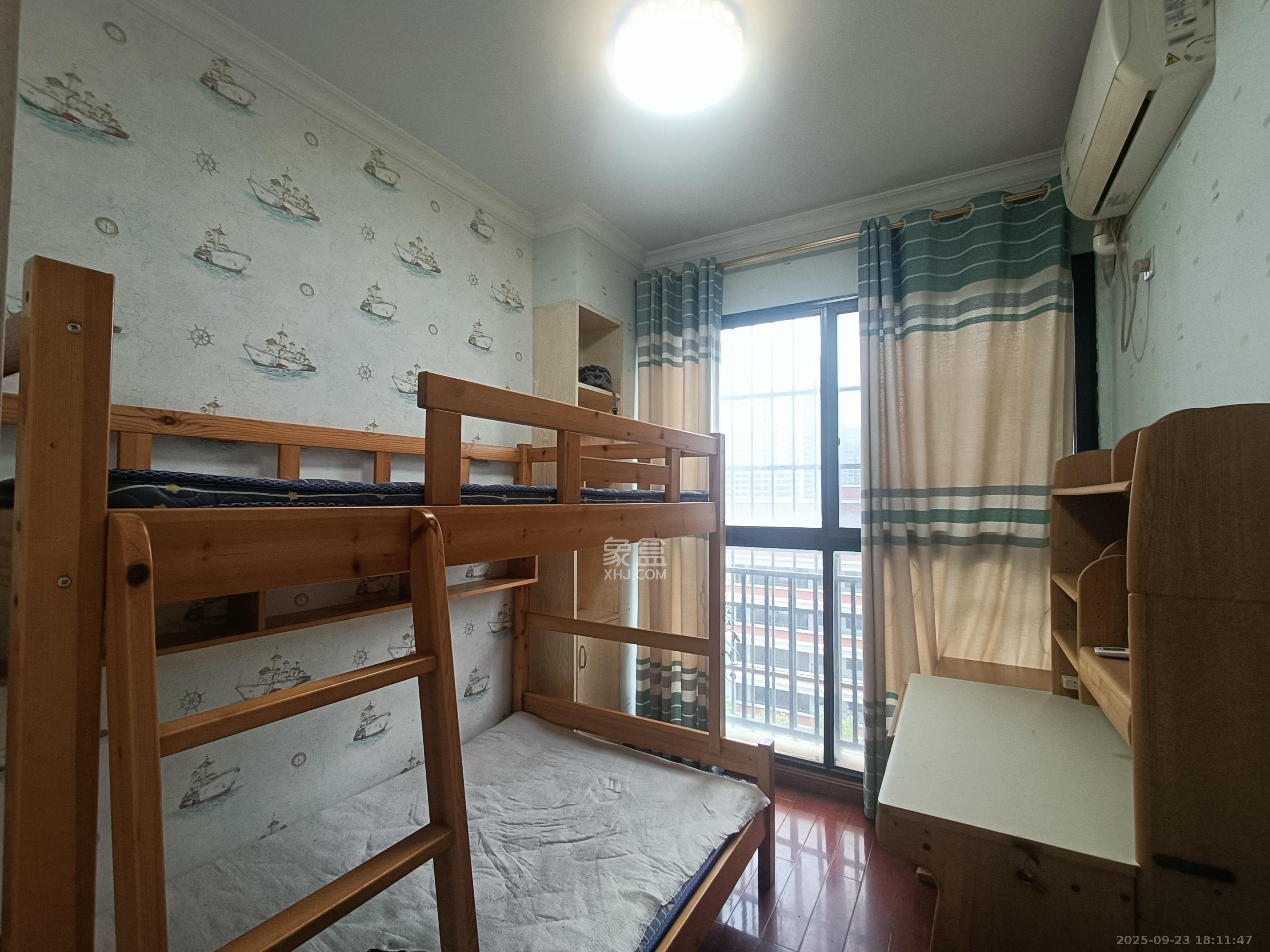 泰禹云开壹品 4室2厅2卫 2800.0元/月 泰禹云开壹品 4室2厅2卫 2800.0元/月室内图