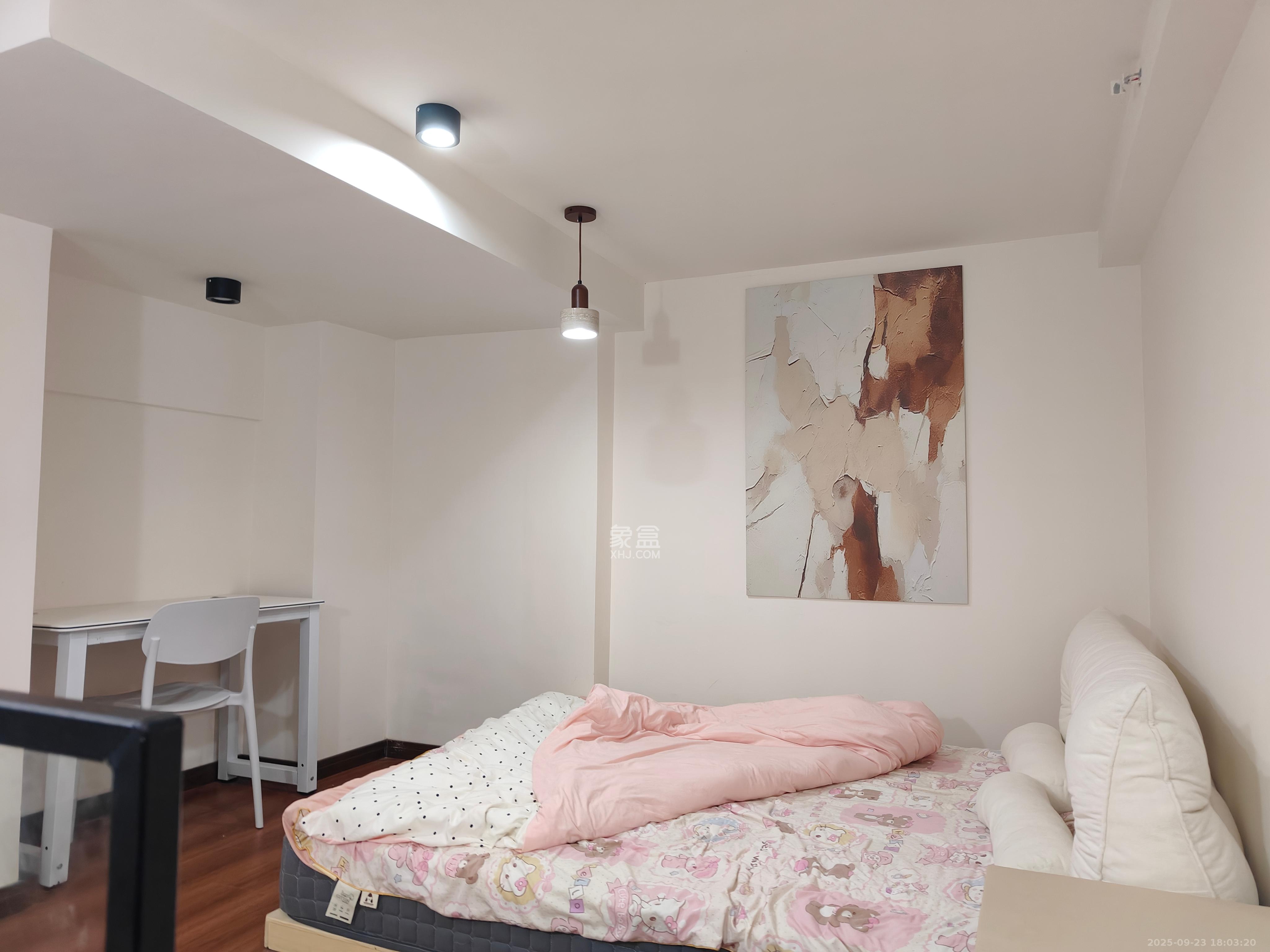 力高凤凰新天 1室0厅0卫 2580.0元/月 力高凤凰新天 1室0厅0卫 2580.0元/月室内图