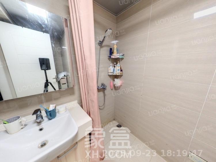 美洲故事高层  1室1厅1卫    1500.0元/月室内图