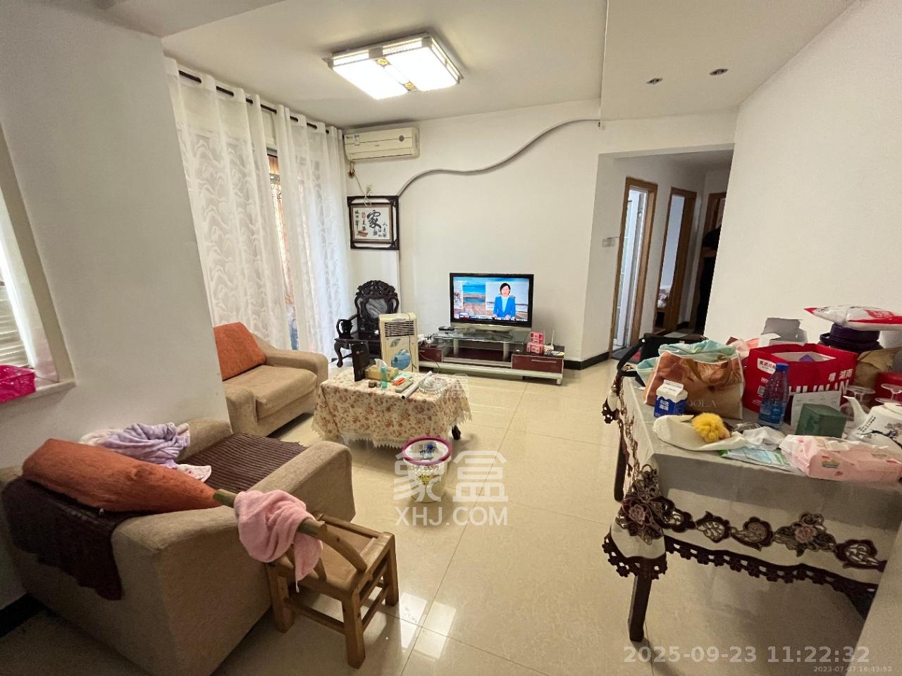 凯通国际城(凯通朝庭)  2室2厅1卫    2500.0元/月 凯通国际城(凯通朝庭)  2室2厅1卫    2500.0元/月