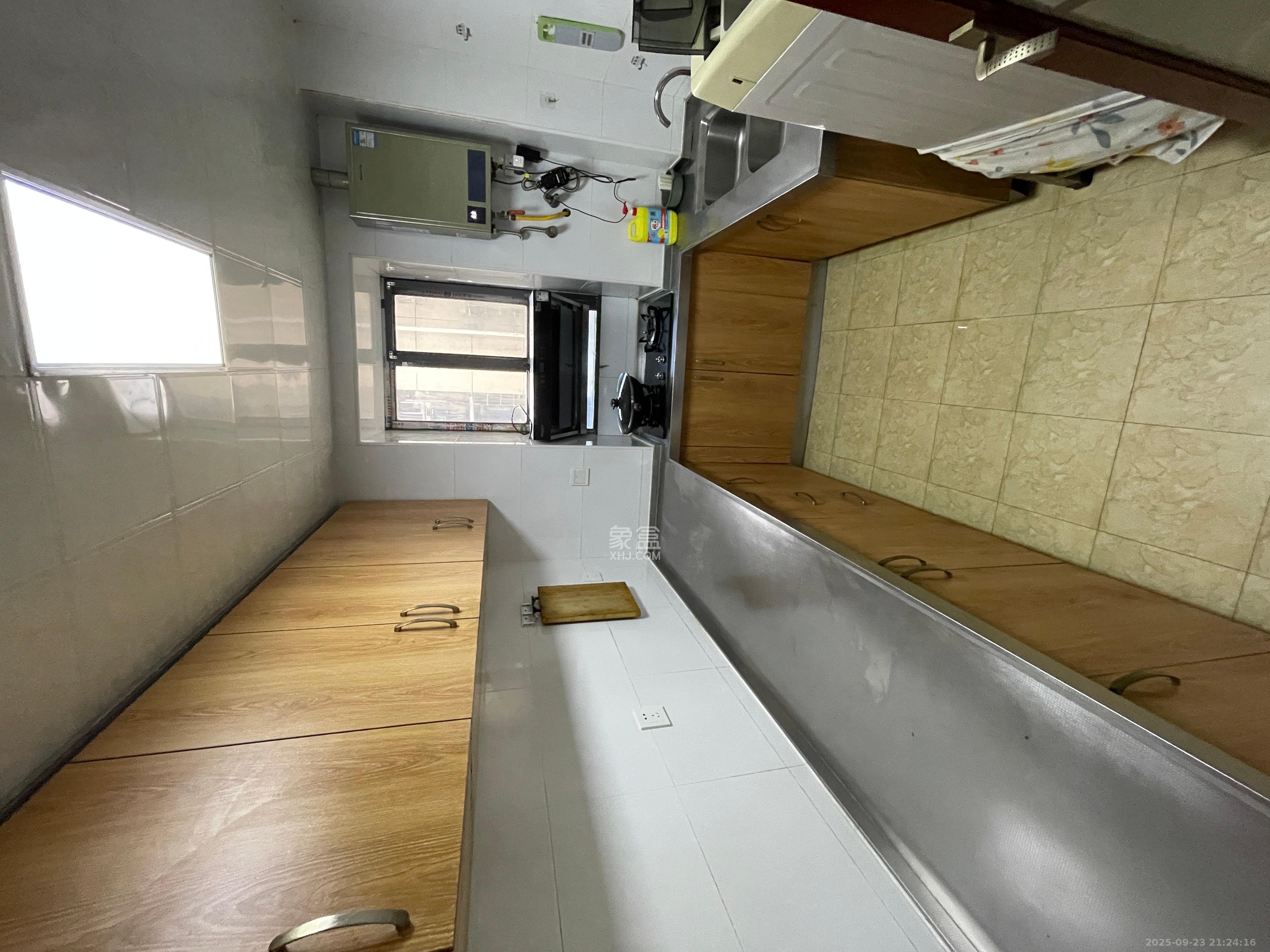 英才园三片  2室2厅1卫    1900.0元/月室内图