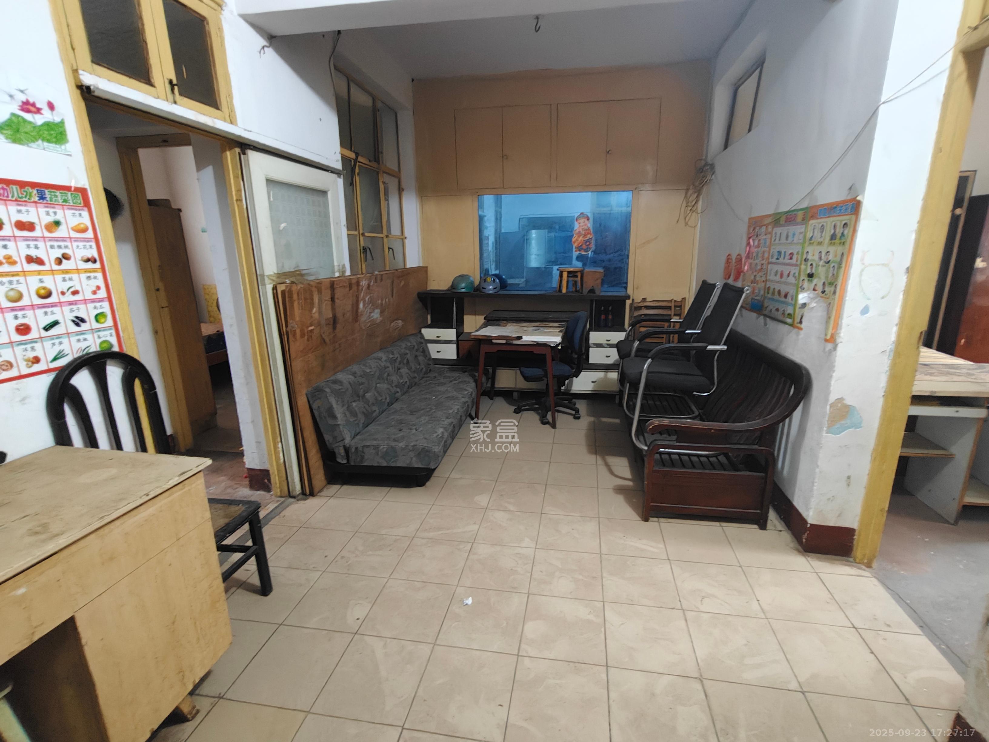 福乐名园 3室1厅1卫 1500.0元/月 福乐名园 3室1厅1卫 1500.0元/月室内图