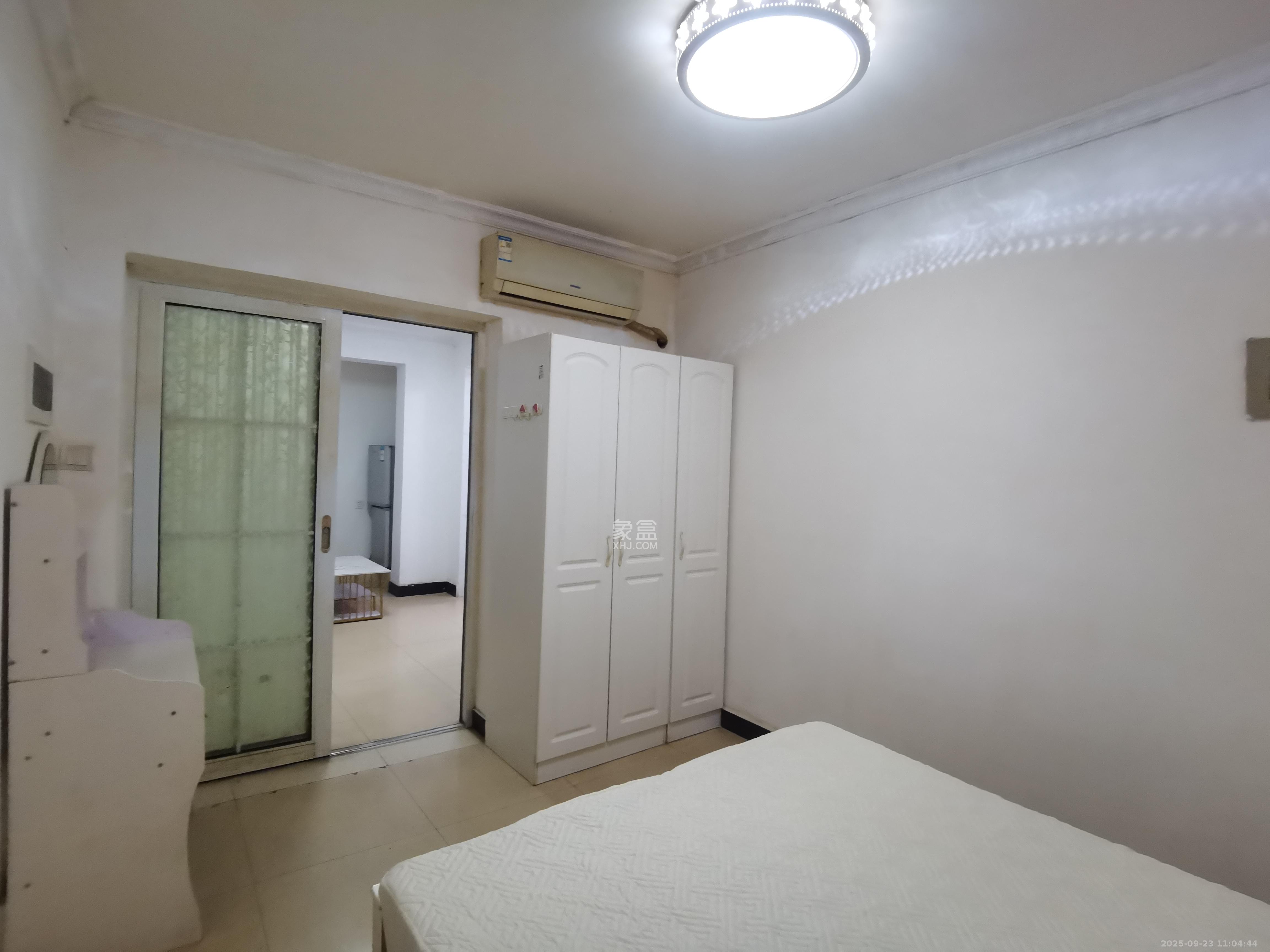 长远大厦  1室1厅1卫    1280.0元/月室内图