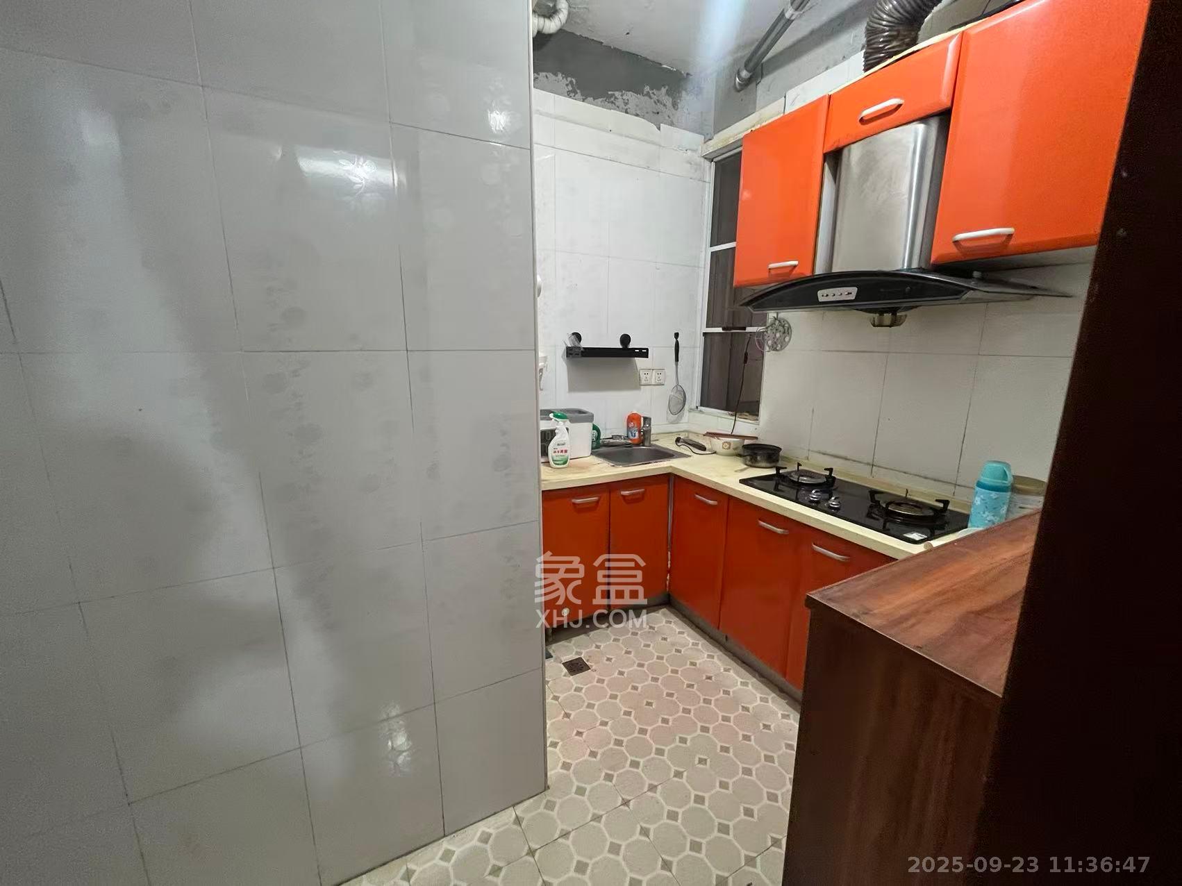 赤岗冲锻压机床厂安置房 2室1厅1卫 1700.0元/月 赤岗冲锻压机床厂安置房 2室1厅1卫 1700.0元/月室内图