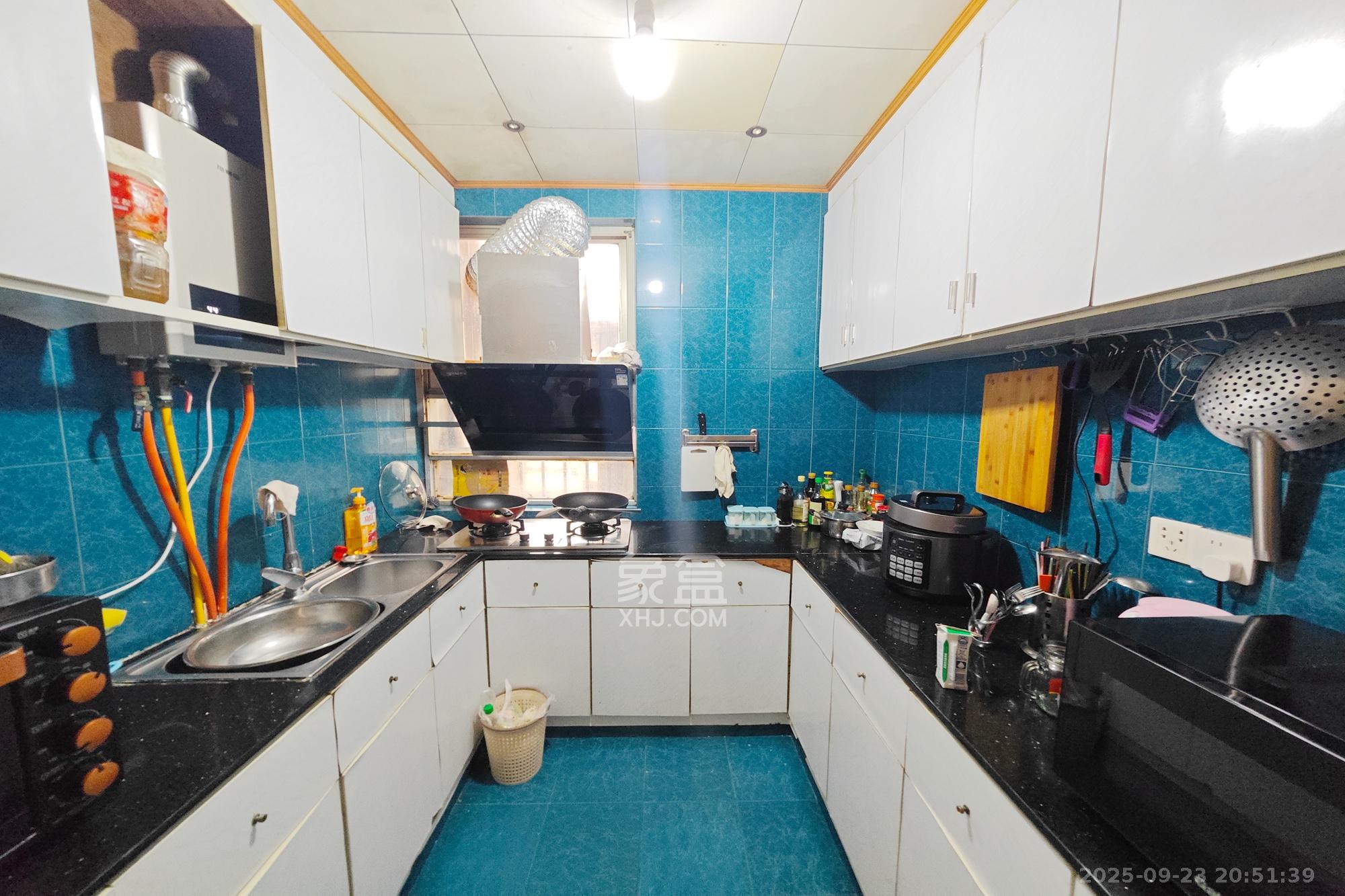 湘银公寓  2室1厅1卫    30.0万厨房