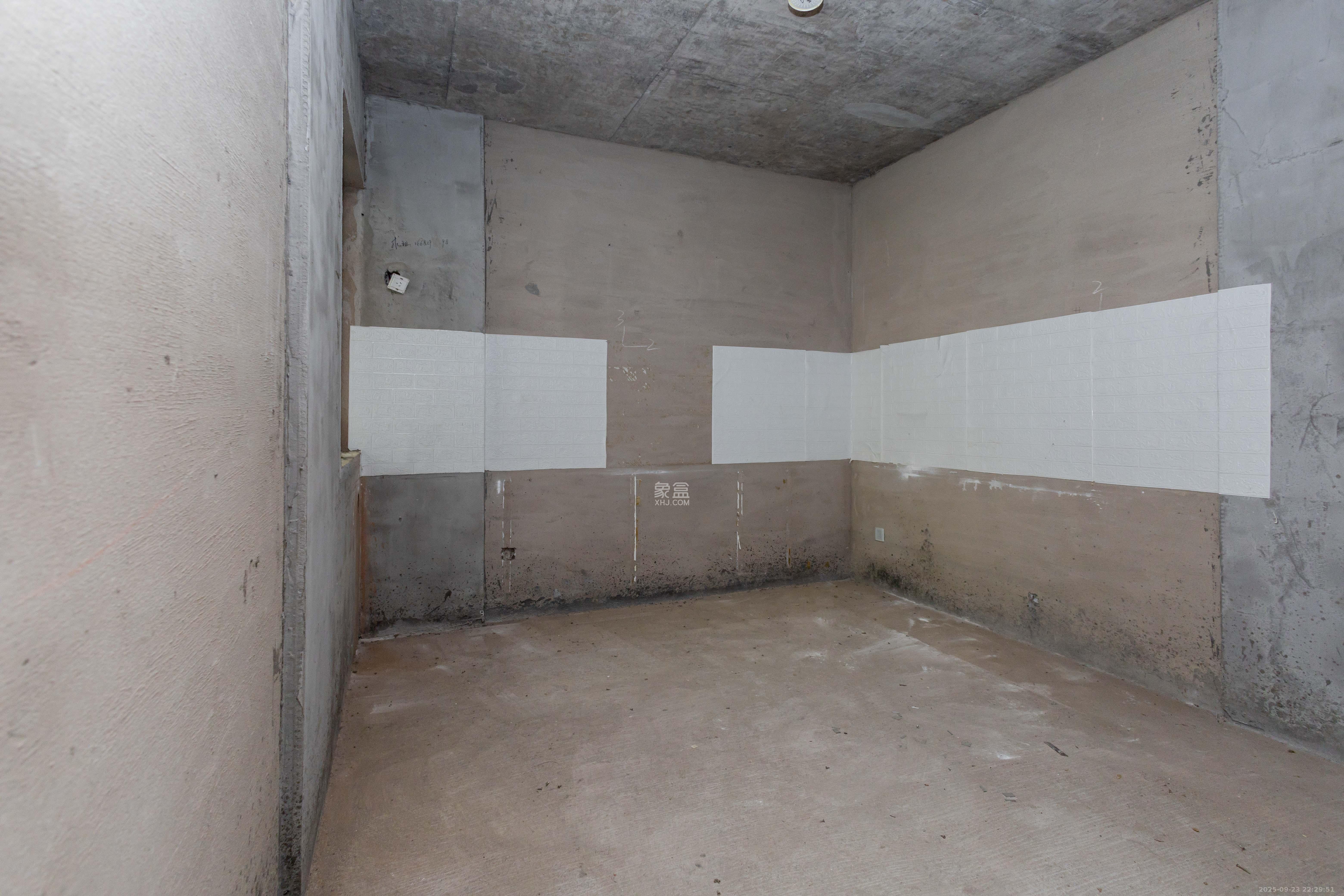 广悦星苑润园 2室2厅1卫 38.68万 广悦星苑润园 2室2厅1卫 38.68万卧室