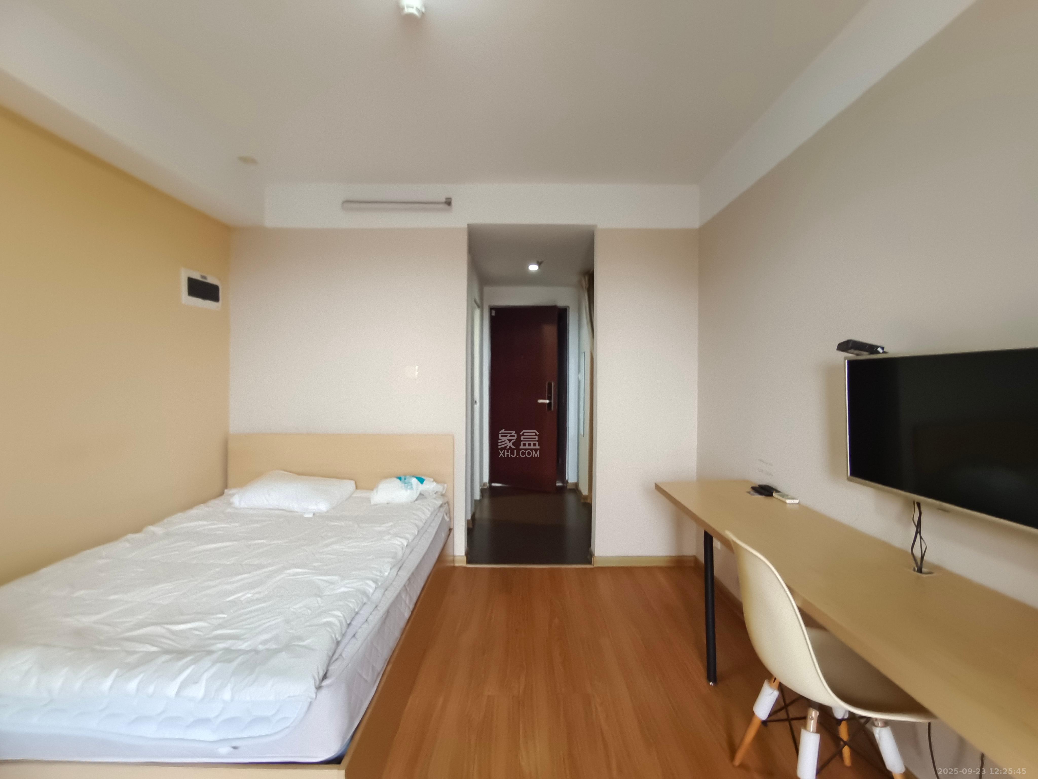 万科白鹭郡 1室1厅1卫 1400.0元/月 万科白鹭郡 1室1厅1卫 1400.0元/月室内图