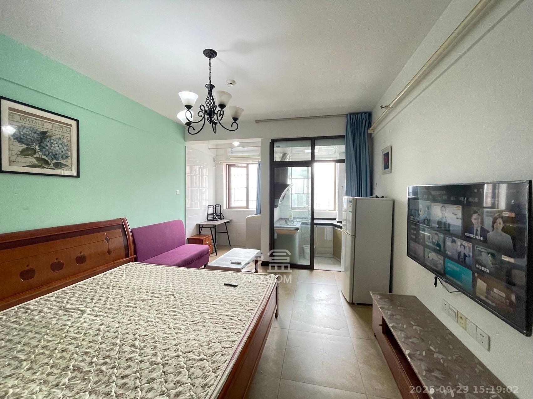 同鑫家园 1室1厅1卫 1300.0元/月 同鑫家园 1室1厅1卫 1300.0元/月室内图