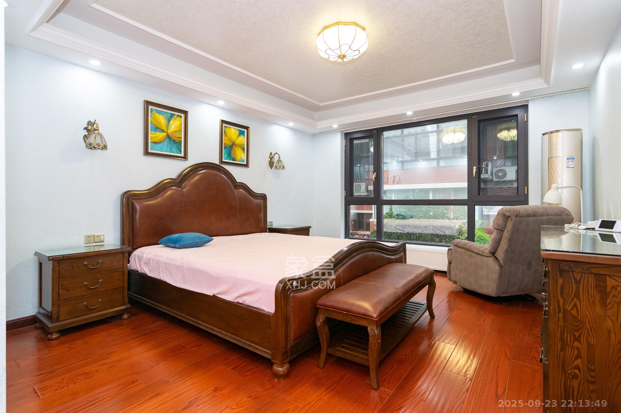 悦禧国际山庄 5室3厅4卫 438.0万 悦禧国际山庄 5室3厅4卫 438.0万卧室