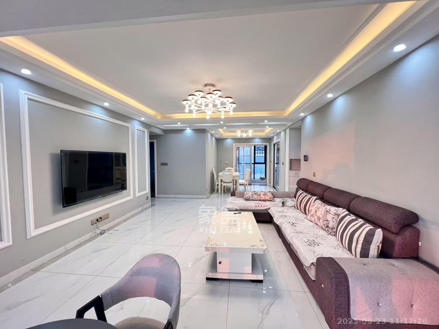 卓越浅水湾  4室2厅2卫    3200.0元/月 卓越浅水湾  4室2厅2卫    3200.0元/月