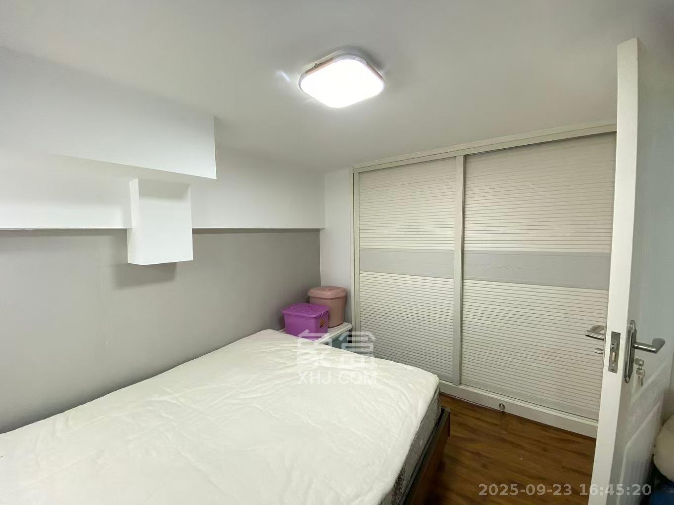 荣盛花语书苑  2室1厅1卫    2300.0元/月室内图