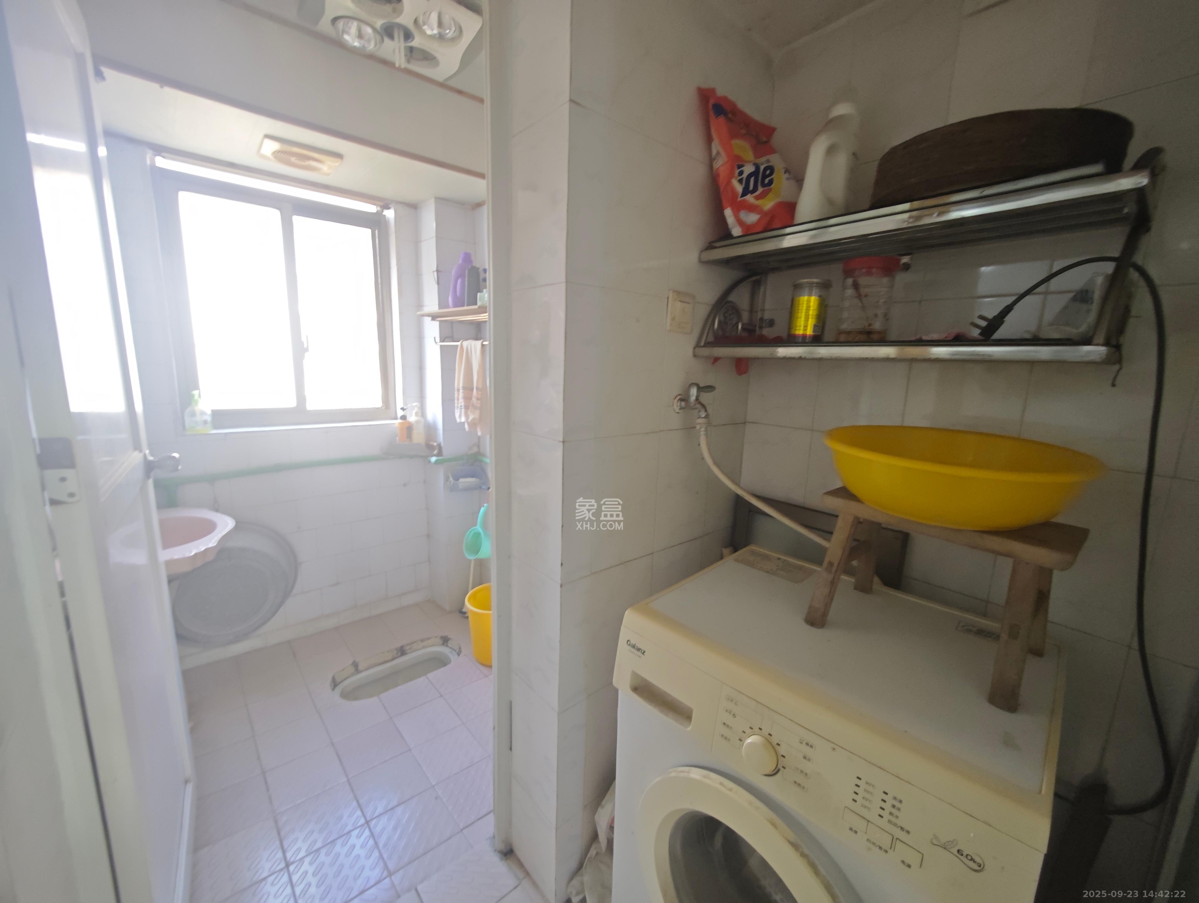 地勘佳苑 2室2厅1卫 800.0元/月 地勘佳苑 2室2厅1卫 800.0元/月室内图