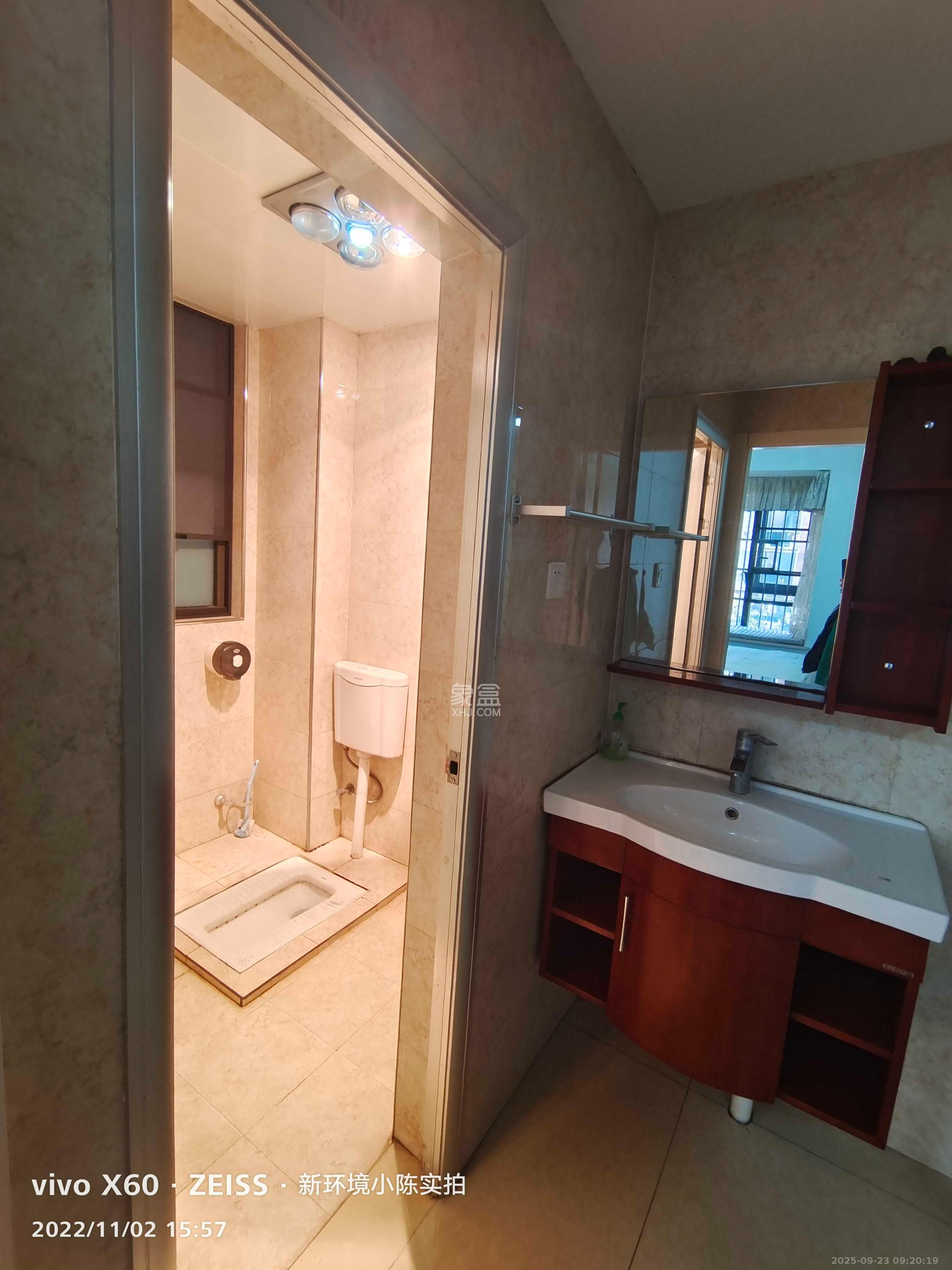 绿地公馆(绿地名邸) 3室2厅2卫 2500.0元/月 绿地公馆(绿地名邸) 3室2厅2卫 2500.0元/月室内图