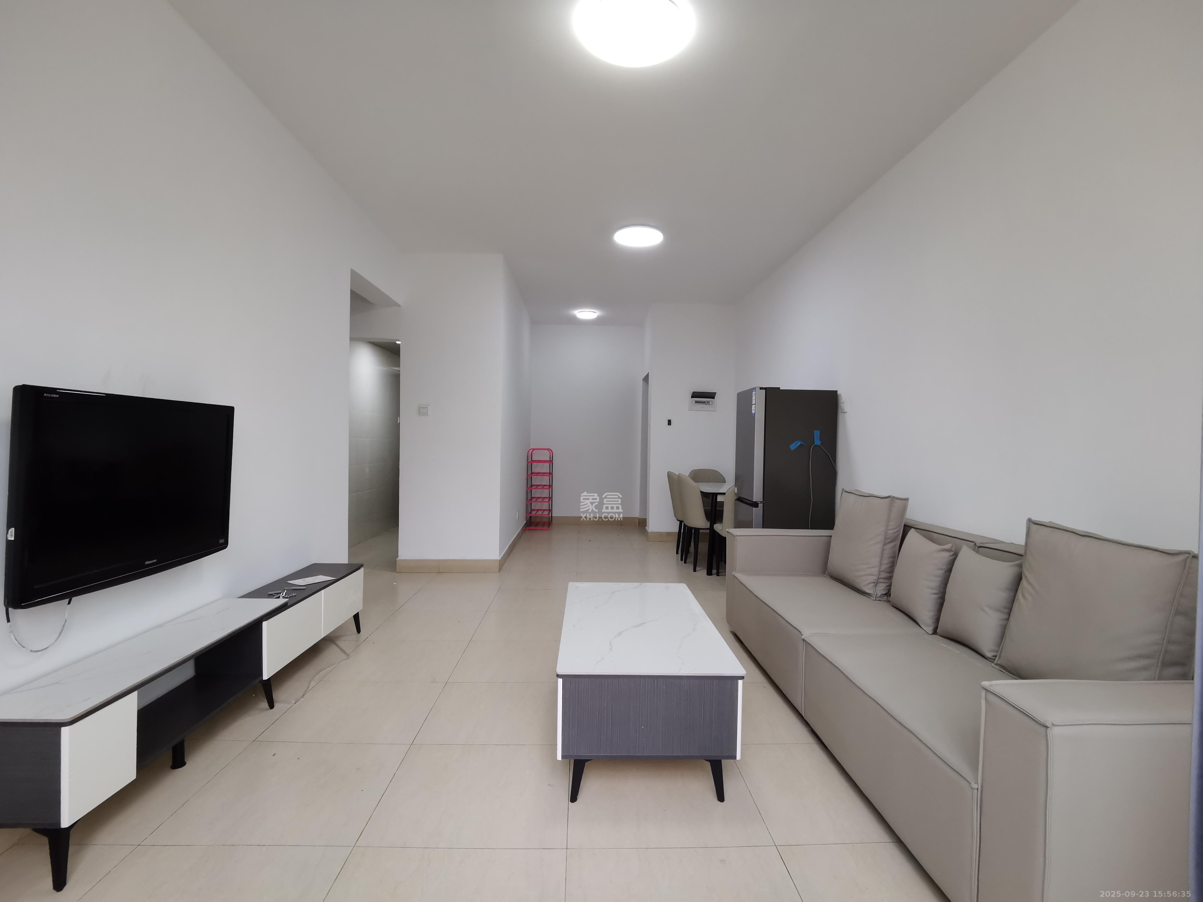 夏威夷碧水春城(碧桂园城市花园) 3室2厅1卫 1800.0元/月 夏威夷碧水春城(碧桂园城市花园) 3室2厅1卫 1800.0元/月室内图