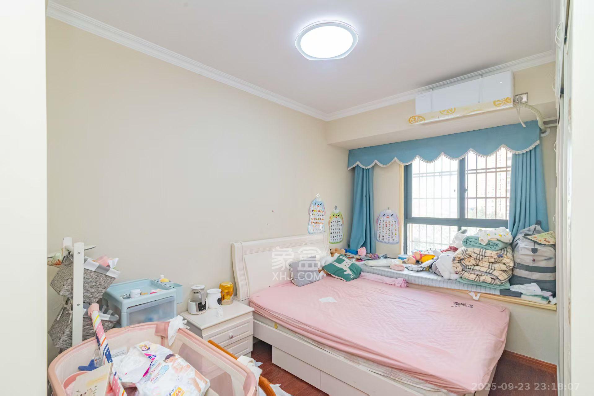 庄园心伽泊  3室2厅2卫    2800.0元/月室内图