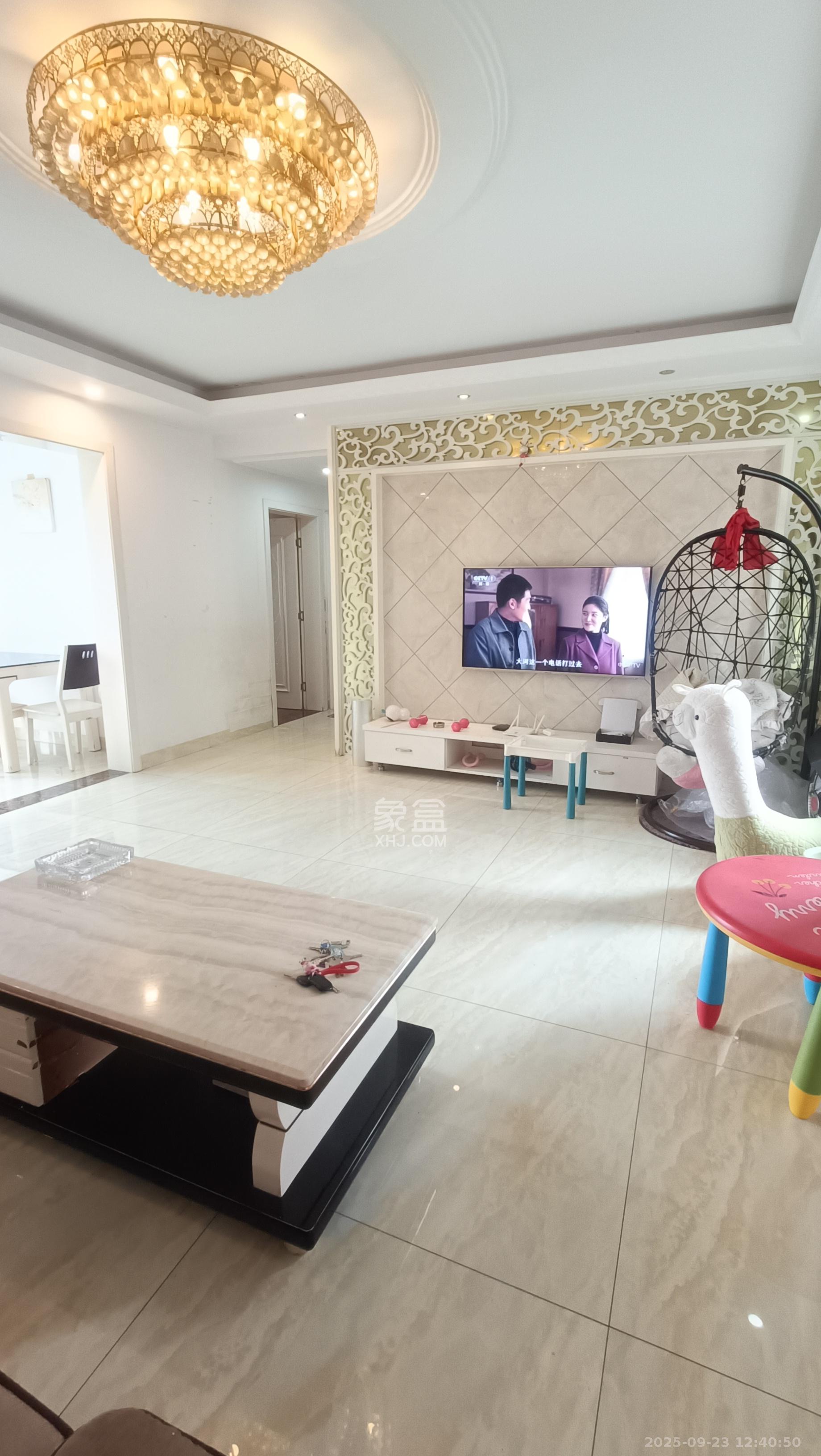 中国铁建国际城一期 2室2厅1卫 1500.0元/月 中国铁建国际城一期 2室2厅1卫 1500.0元/月室内图