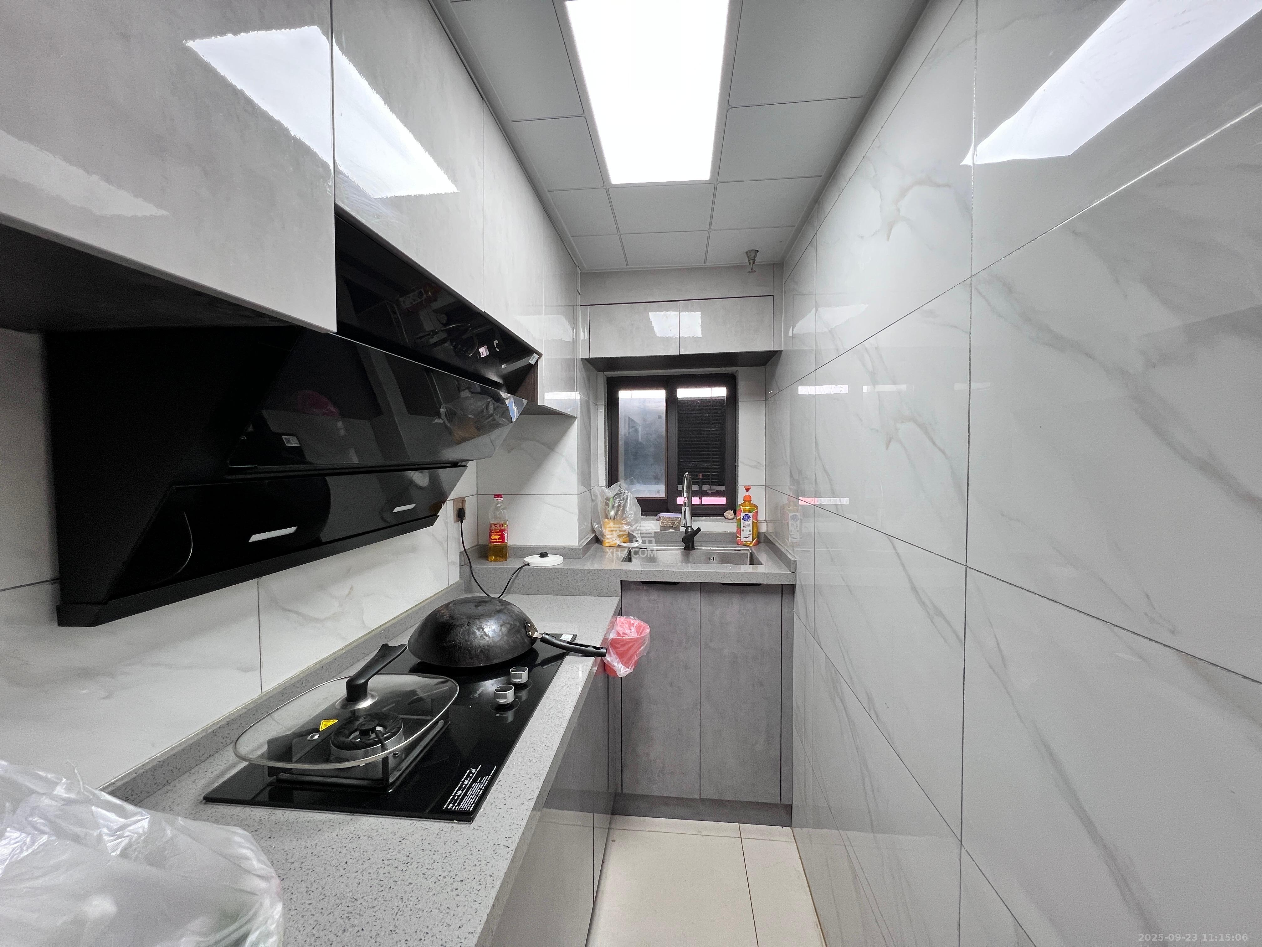 九玺铭城(九玺华府) 2室1厅1卫 3000.0元/月 九玺铭城(九玺华府) 2室1厅1卫 3000.0元/月室内图