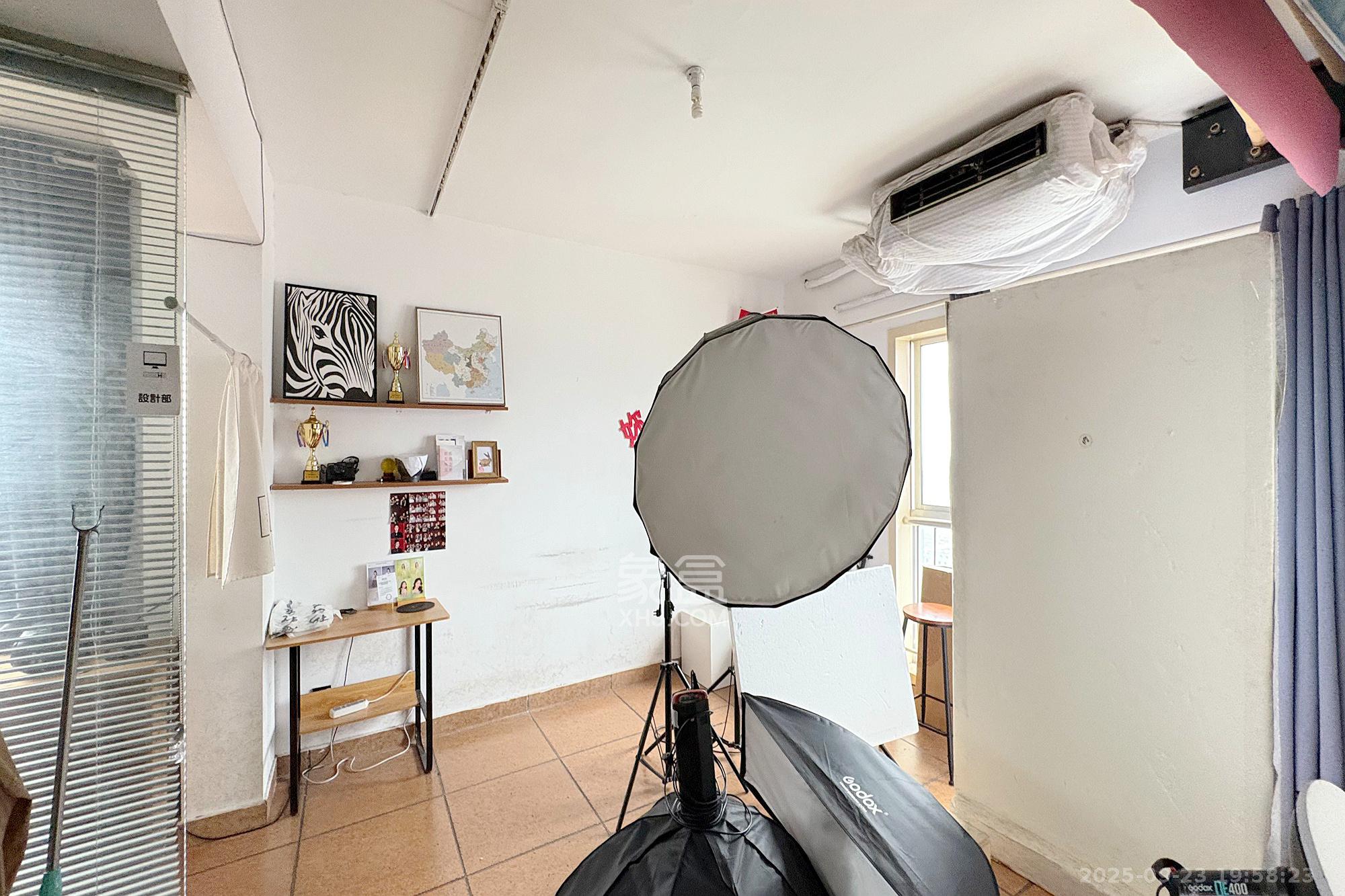 君临国际 2室2厅1卫 117.0万 君临国际 2室2厅1卫 117.0万其他