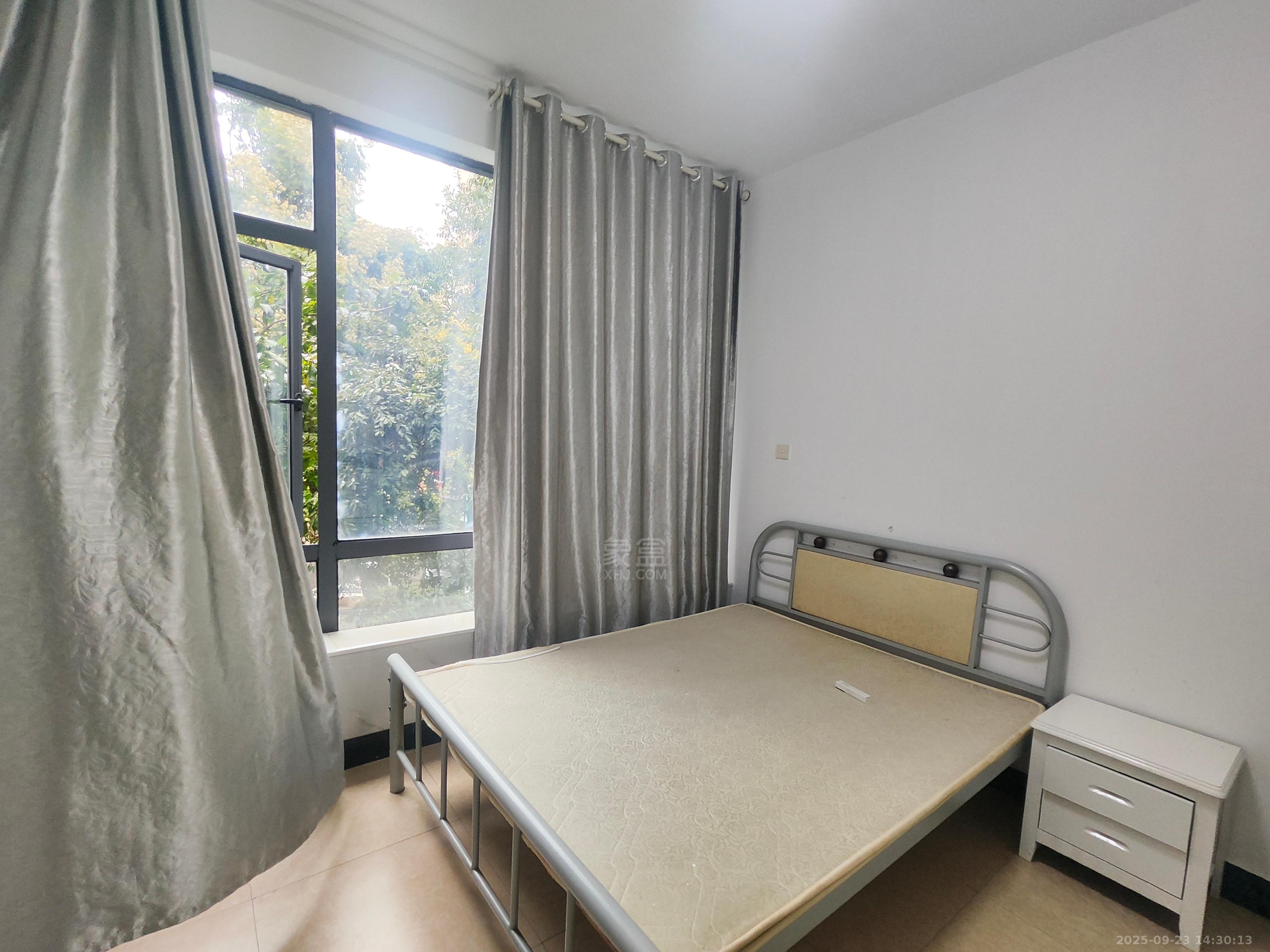 庐山春天早安华晨 1室1厅1卫 1300.0元/月 庐山春天早安华晨 1室1厅1卫 1300.0元/月室内图