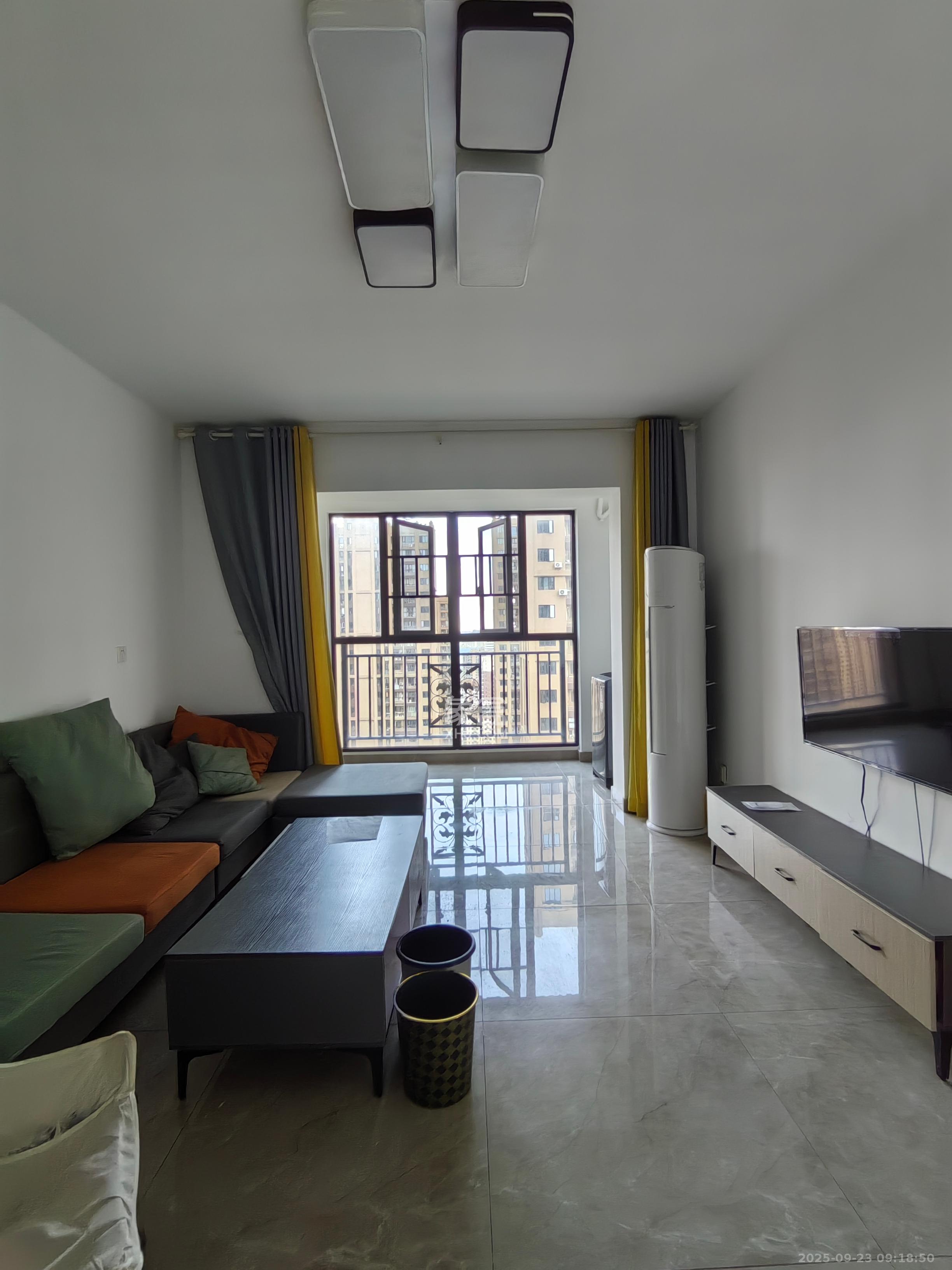 南城印象 1室0厅0卫 2400.0元/月 南城印象 1室0厅0卫 2400.0元/月室内图