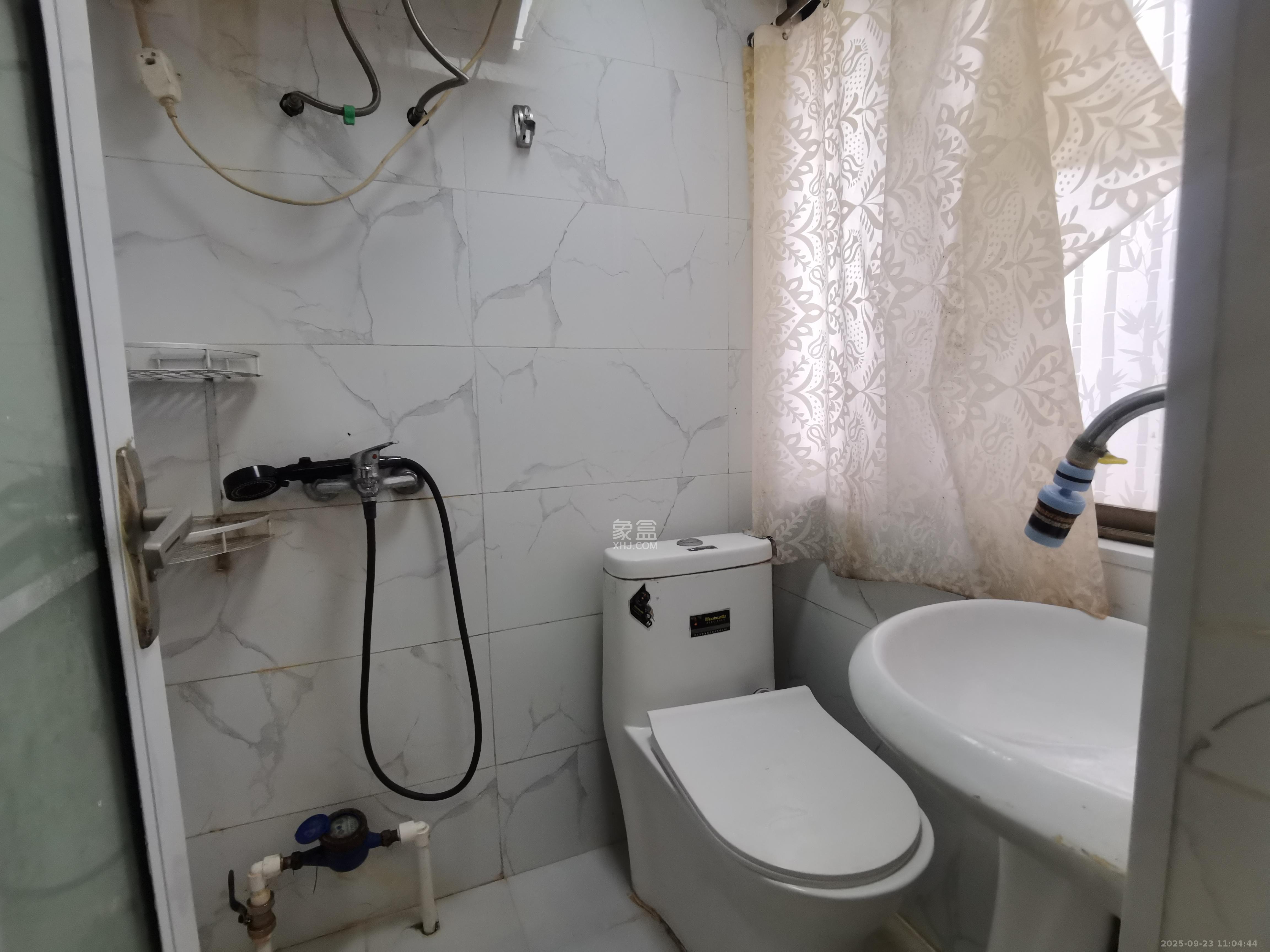 长远大厦  1室1厅1卫    1280.0元/月室内图