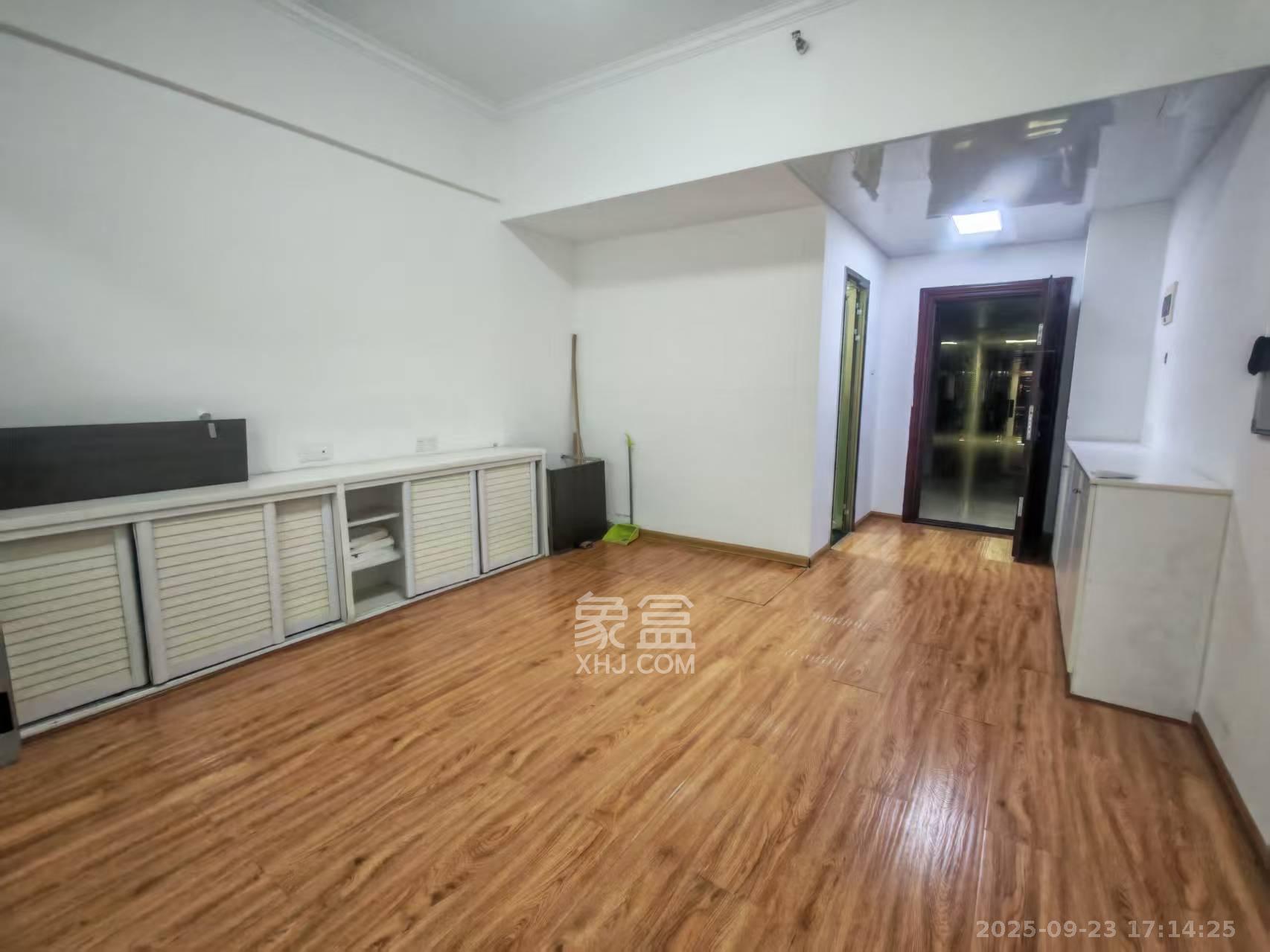 乐尚城  1室1厅1卫    1450.0元/月室内图