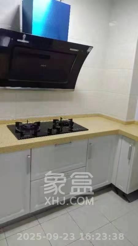 安泰嘉园(湘府邻伴) 1室2厅1卫 2100.0元/月 安泰嘉园(湘府邻伴) 1室2厅1卫 2100.0元/月室内图