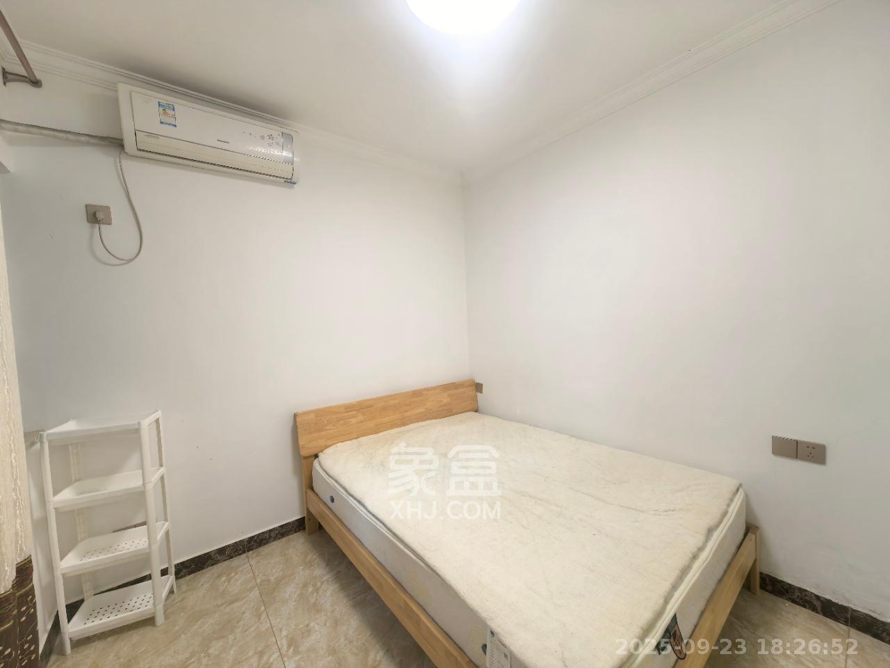 金地格林公馆  3室1厅1卫    2850.0元/月室内图