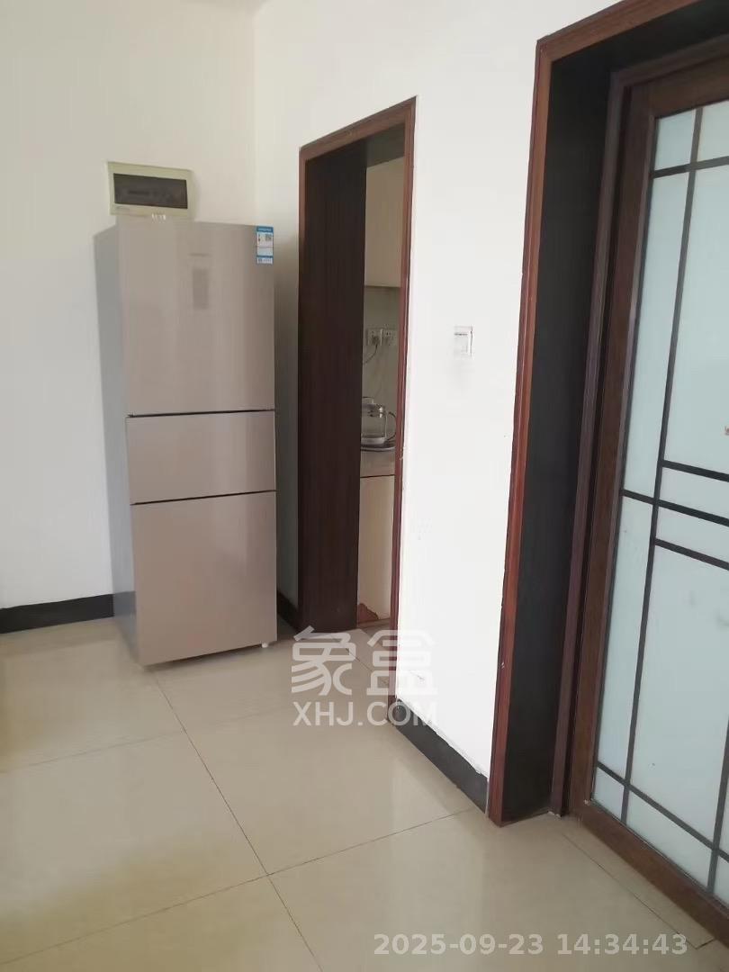 星典时代  3室2厅1卫    2400.0元/月室内图