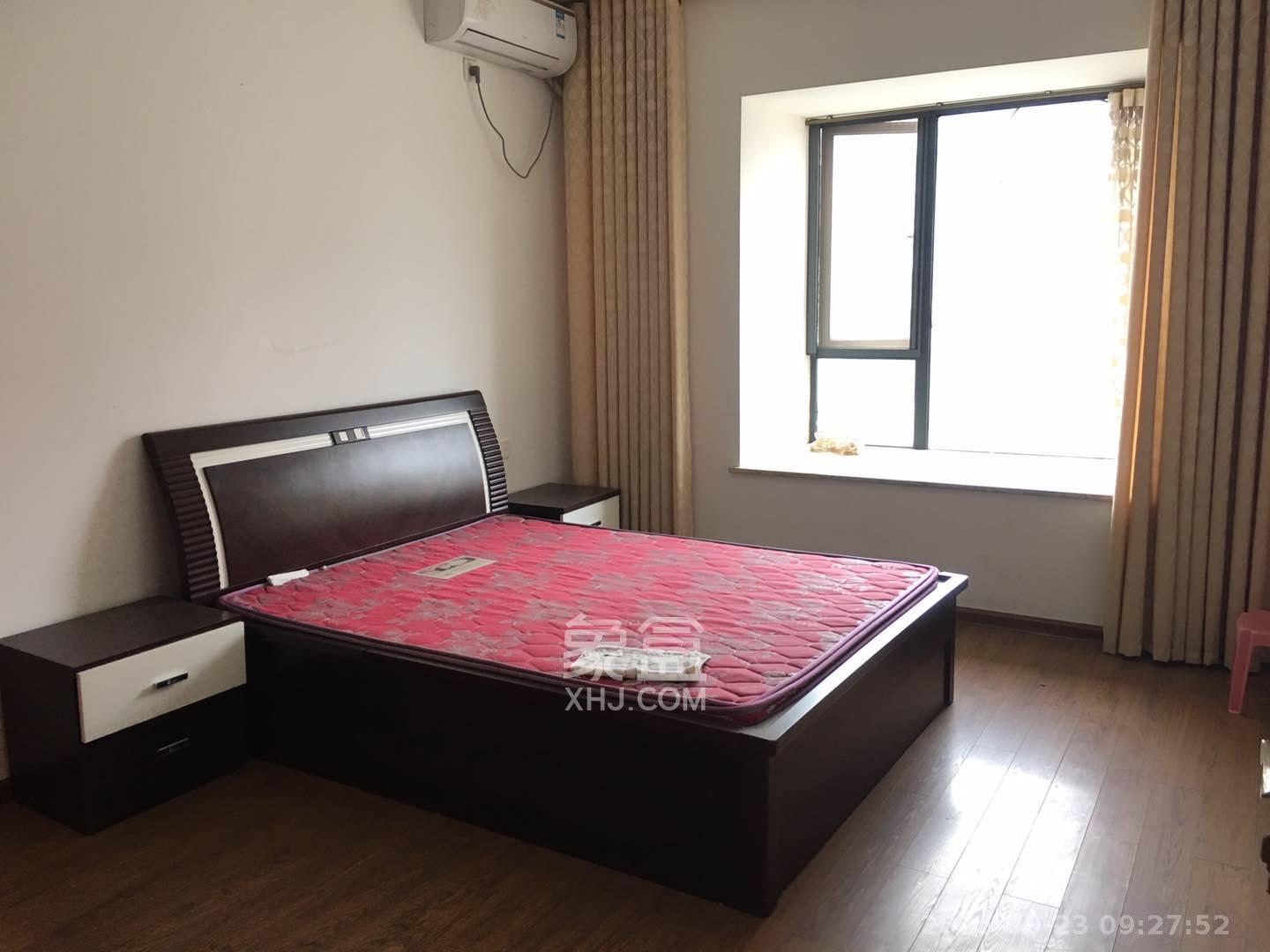 保利麓谷林语B区  3室2厅1卫    2500.0元/月室内图