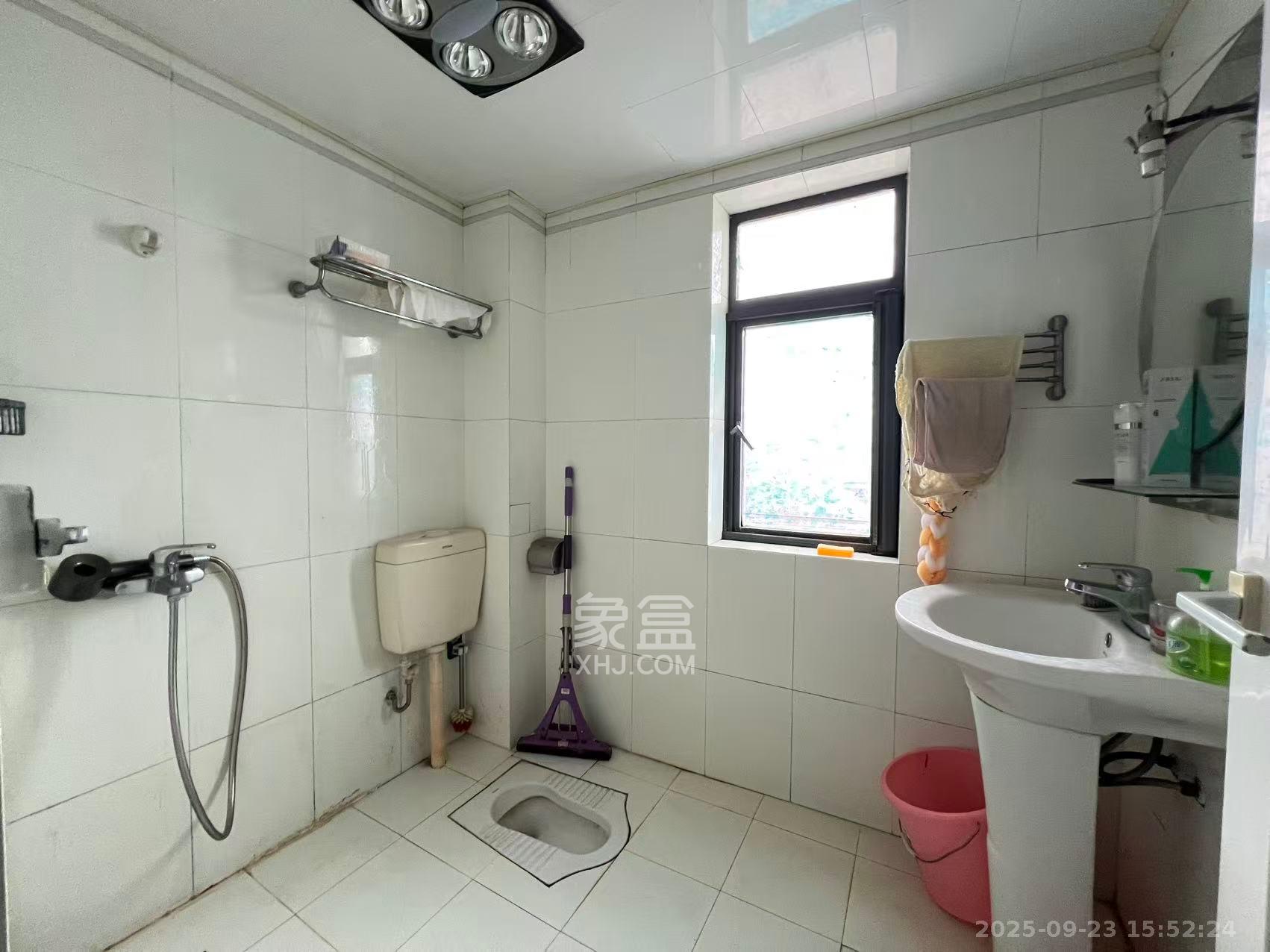 仁和香堤雅境 3室2厅2卫 2800.0元/月 仁和香堤雅境 3室2厅2卫 2800.0元/月室内图