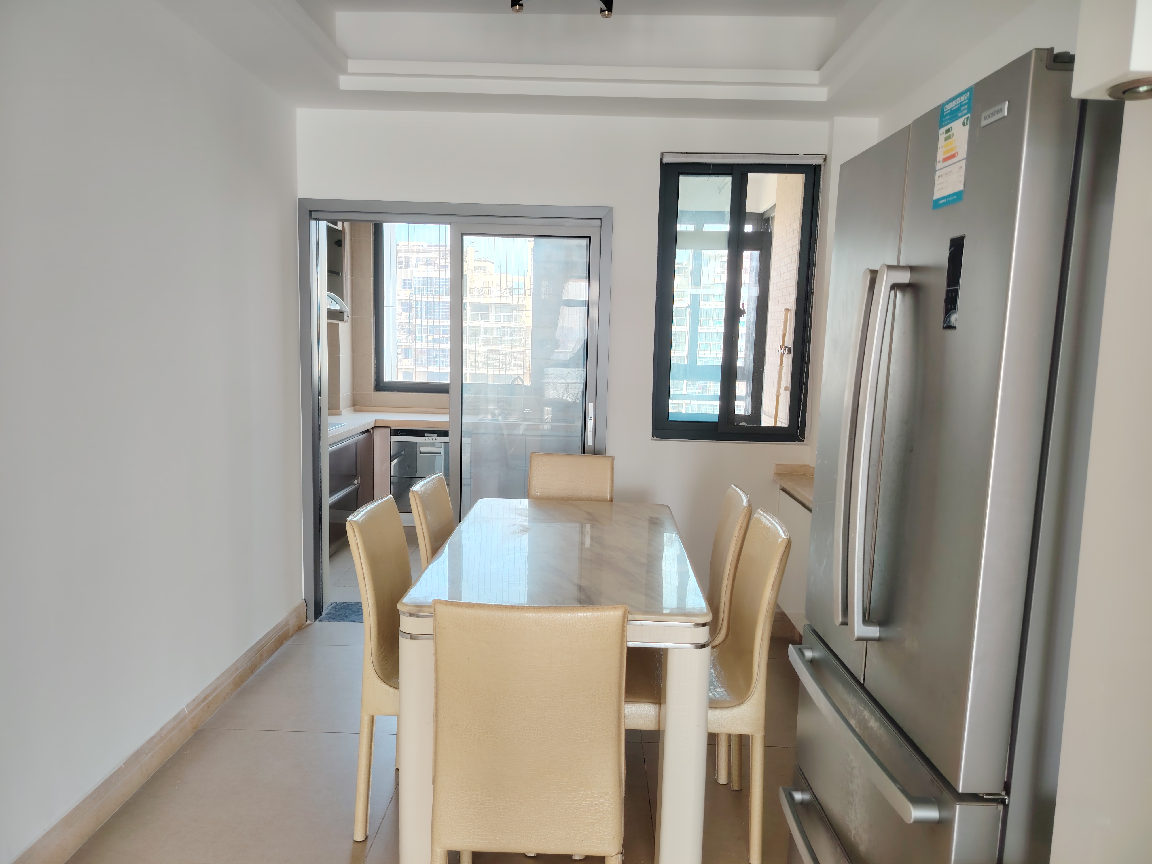 祥和家园 3室2厅2卫 3500.0元/月 祥和家园 3室2厅2卫 3500.0元/月室内图