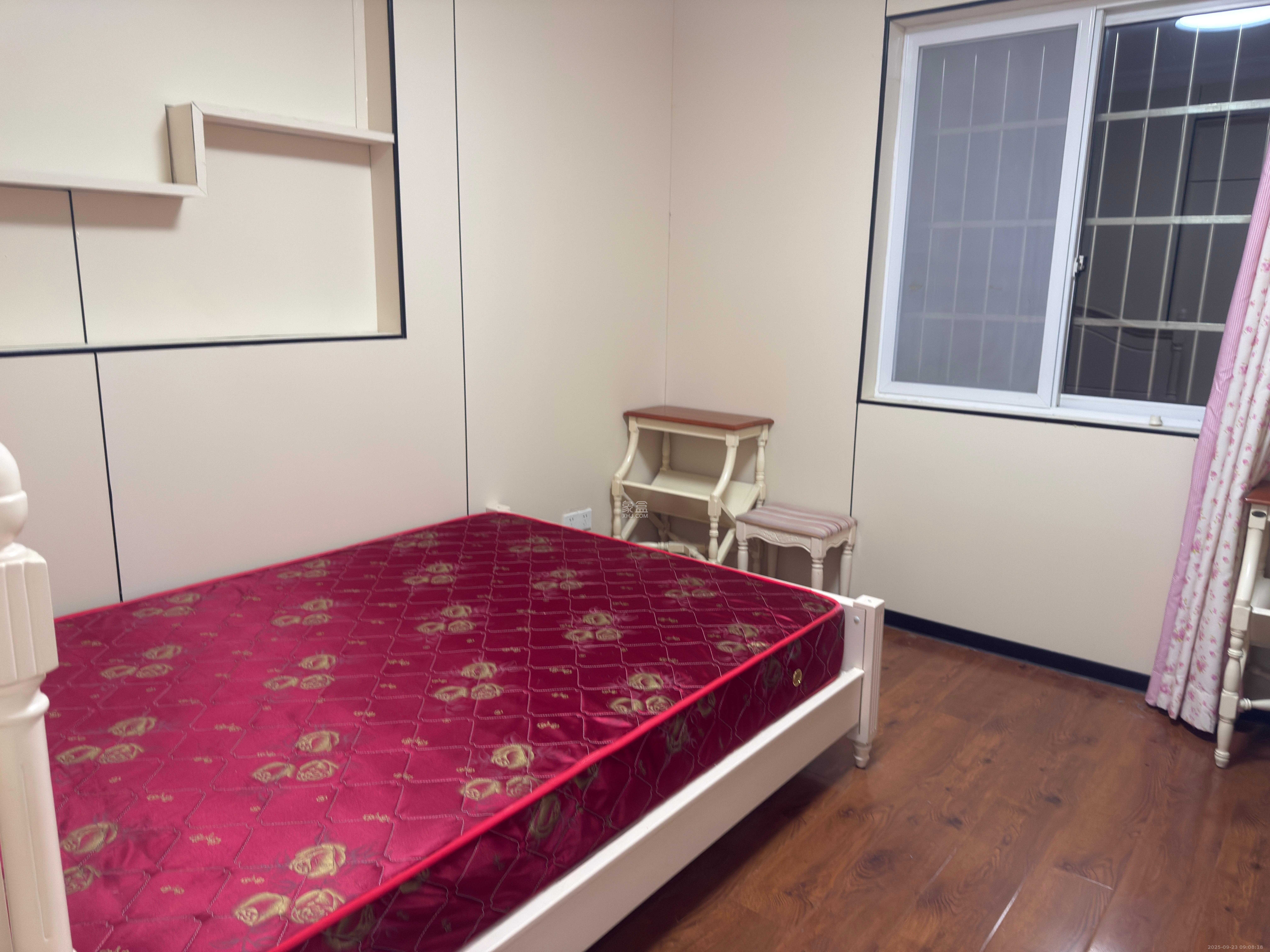 水映青山 3室2厅2卫 2600.0元/月 水映青山 3室2厅2卫 2600.0元/月室内图