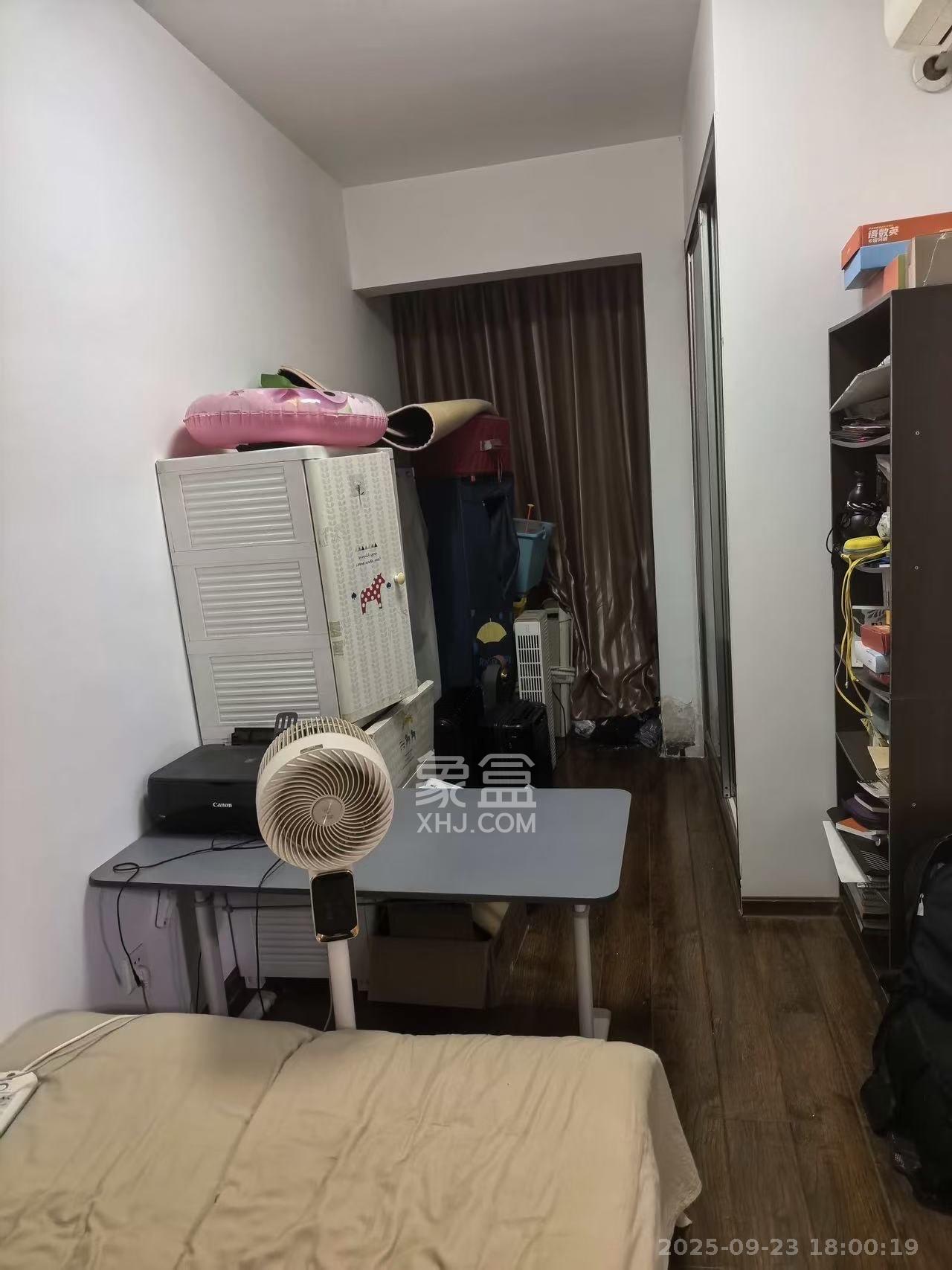 万博汇  2室1厅1卫    2300.0元/月室内图