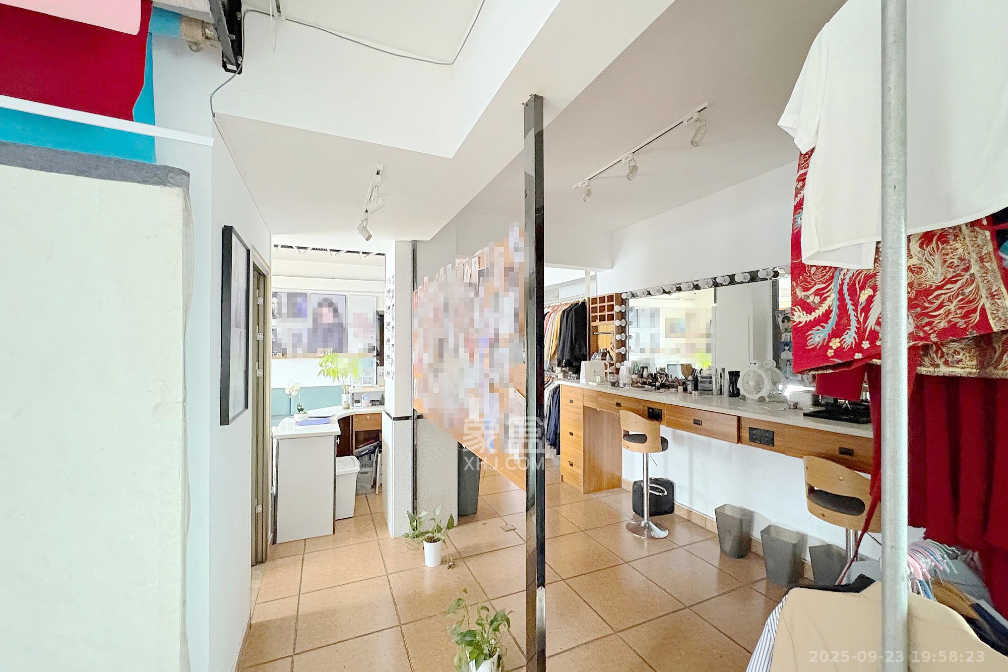 君临国际 2室2厅1卫 117.0万 君临国际 2室2厅1卫 117.0万其他