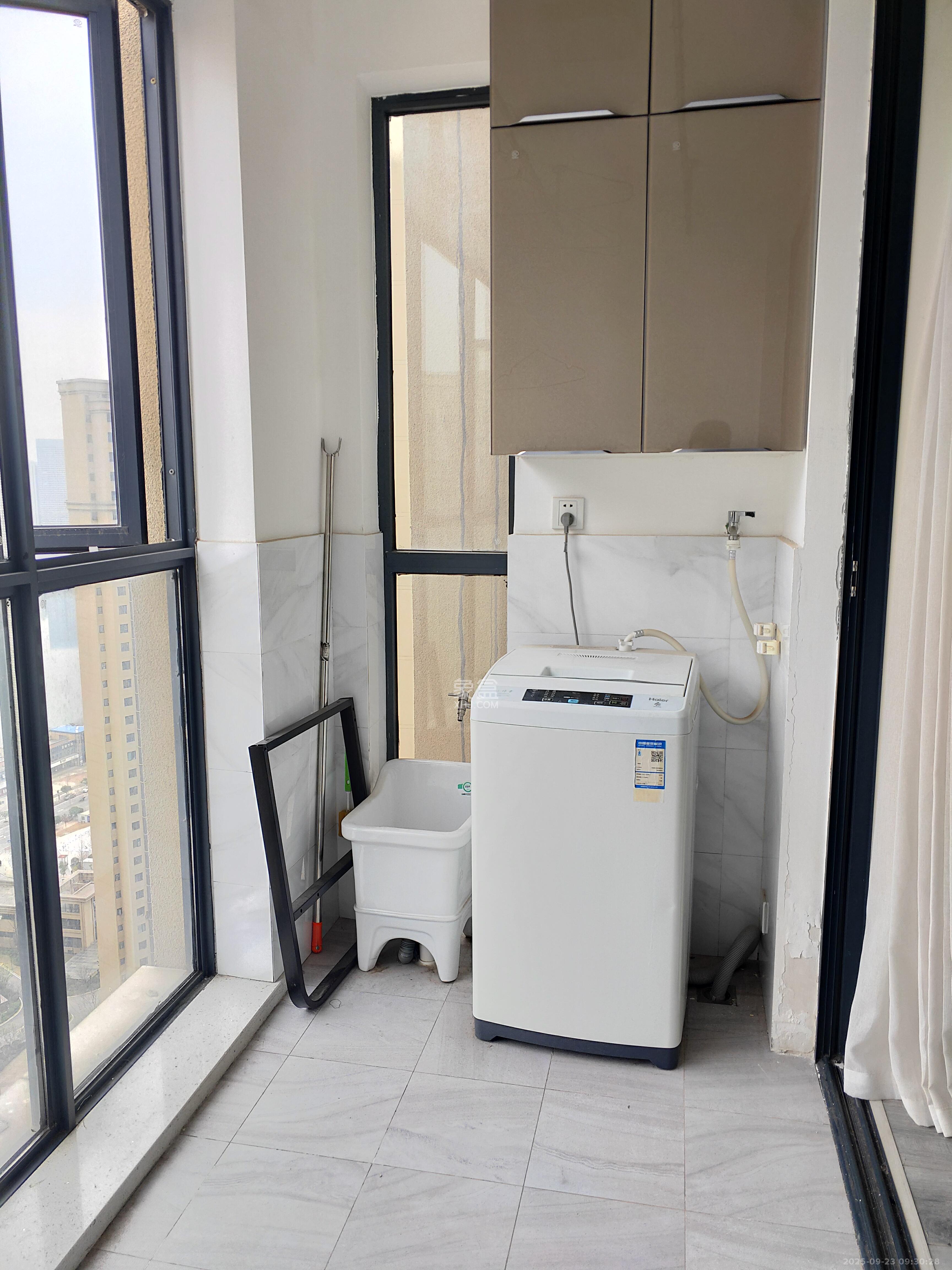 中建梅溪湖中心  3室2厅2卫   3000.00元/月室内图